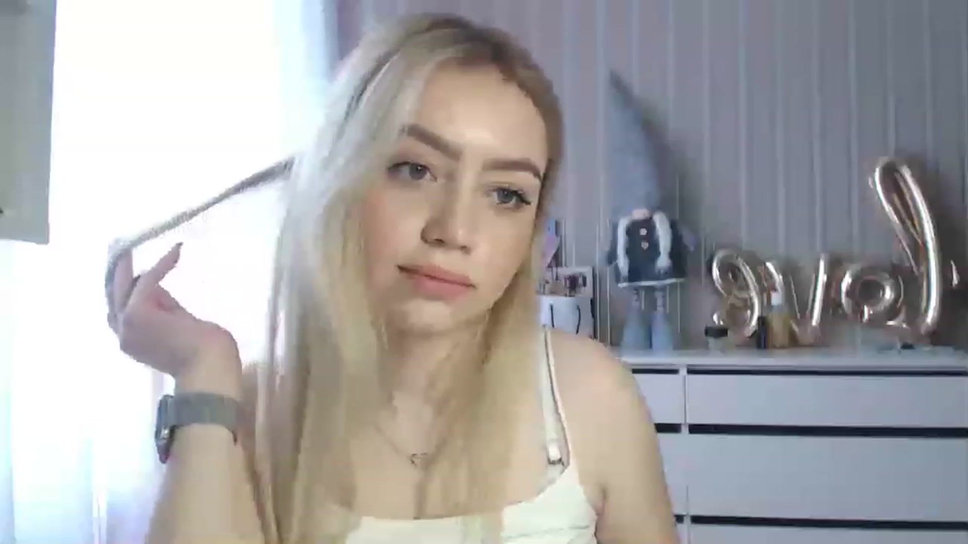 Gallery image thumbnail from CutieeBlondie's myfreecams stream on, 04/24/2023, 12:01 image 5 of 20