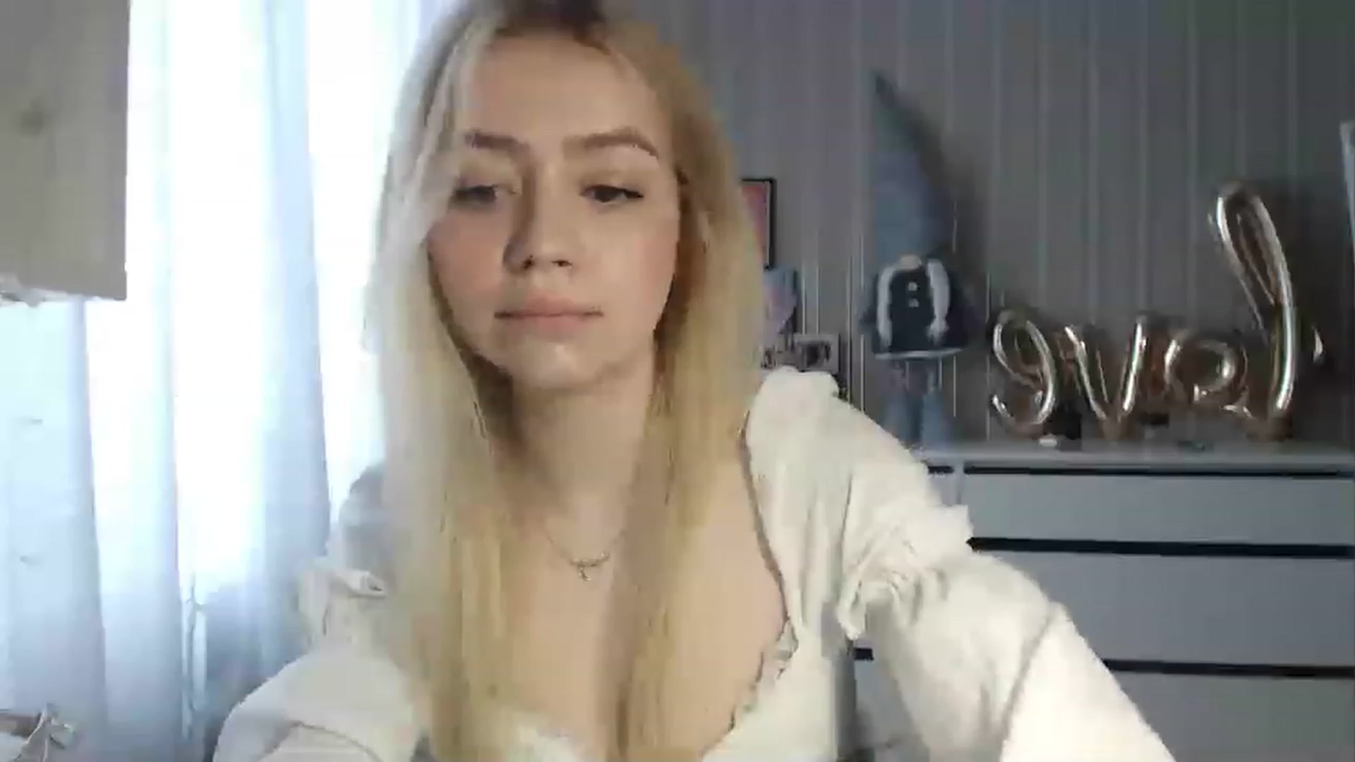 Gallery image thumbnail from CutieeBlondie's myfreecams stream on, 04/30/2023, 10:45 image 4 of 20