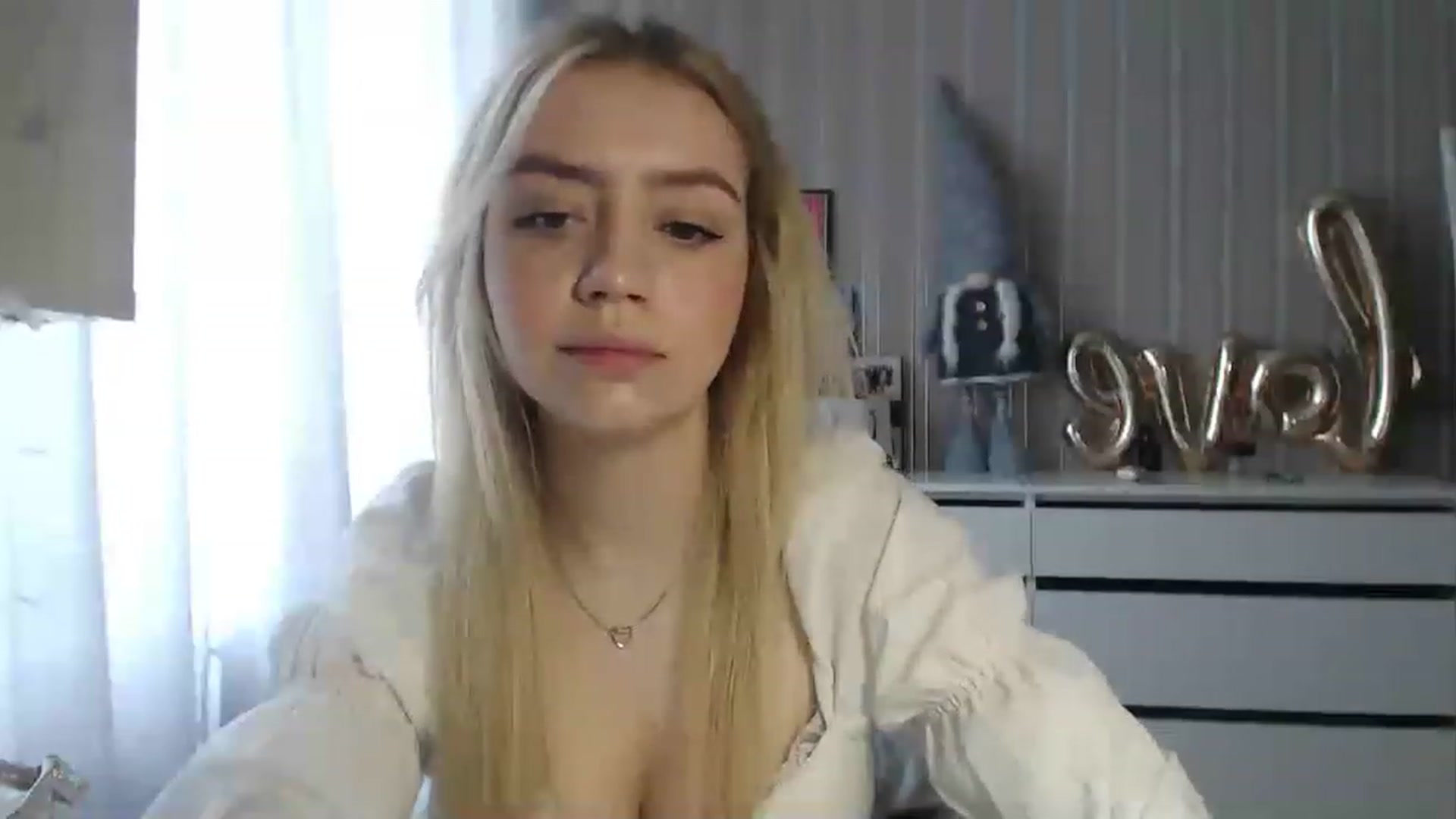 Gallery image thumbnail from CutieeBlondie's myfreecams stream on, 04/30/2023, 10:45 image 15 of 20