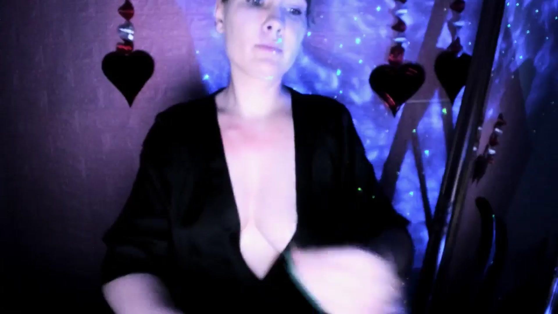 Gallery image thumbnail from CutieeMary's myfreecams stream on, 03/09/2025, 22:00 image 15 of 20