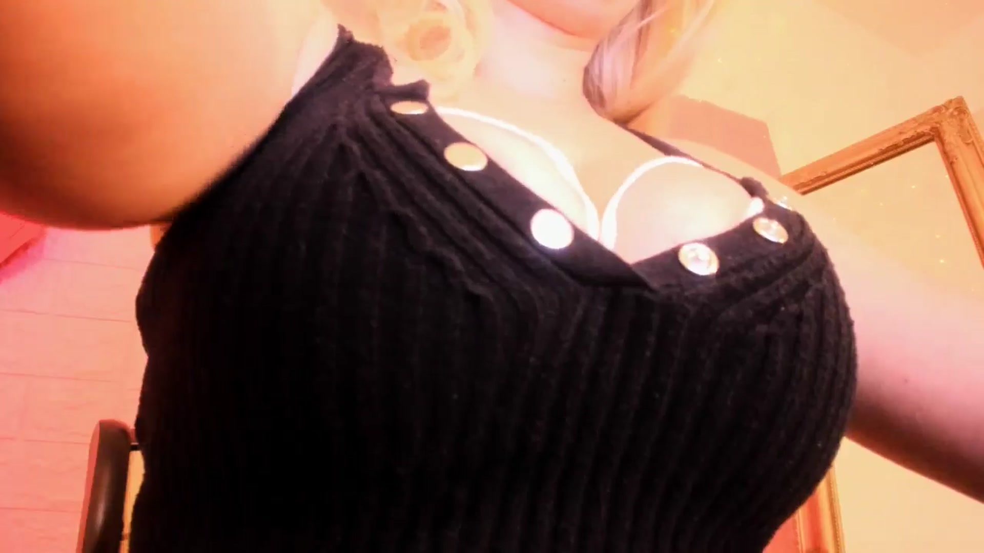 Gallery image thumbnail from CutieeMary's myfreecams stream on, 03/15/2025, 18:49 image 17 of 20