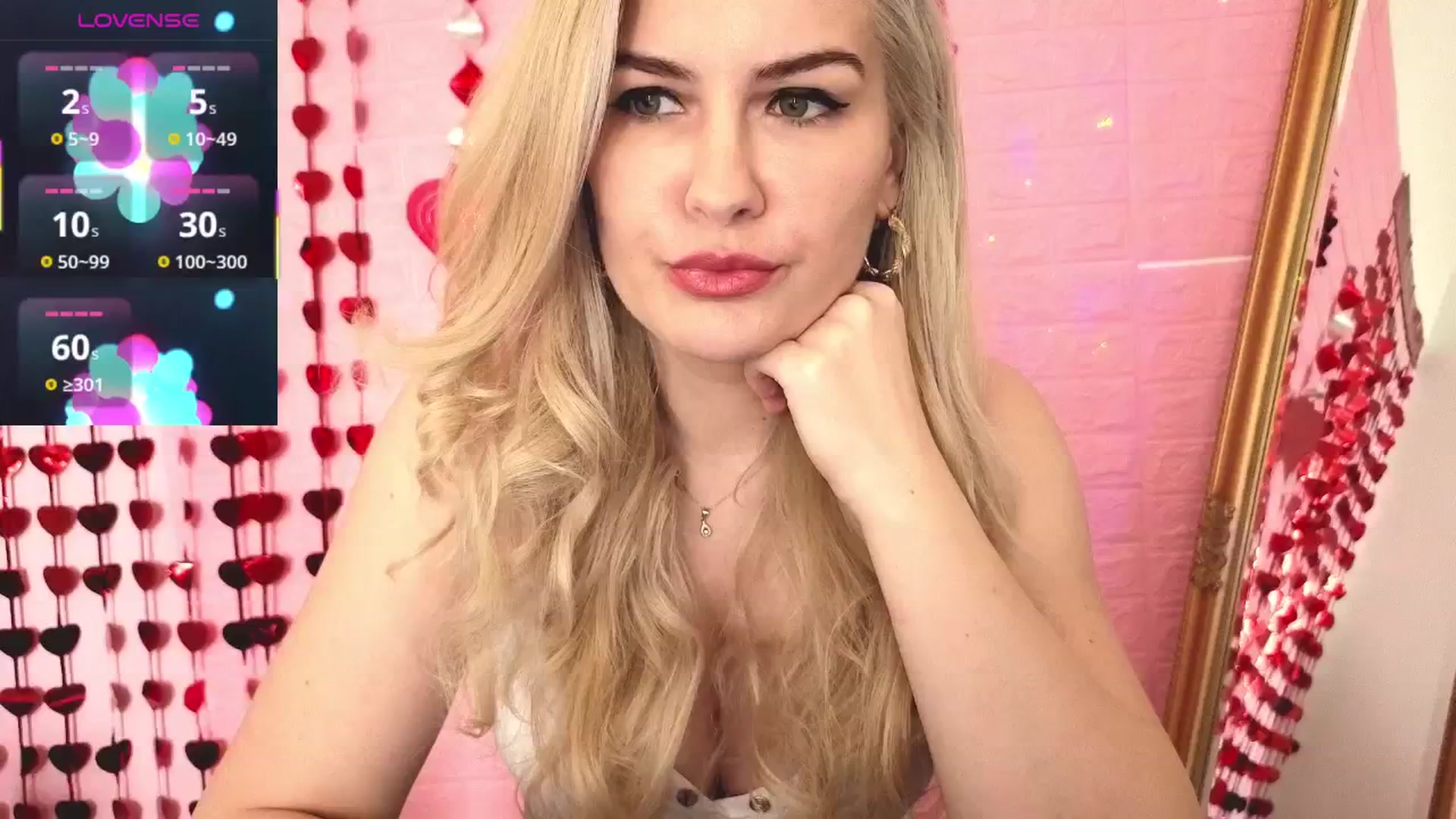 Gallery image thumbnail from CutieeMary's myfreecams stream on, 04/12/2025, 10:50 image 3 of 20