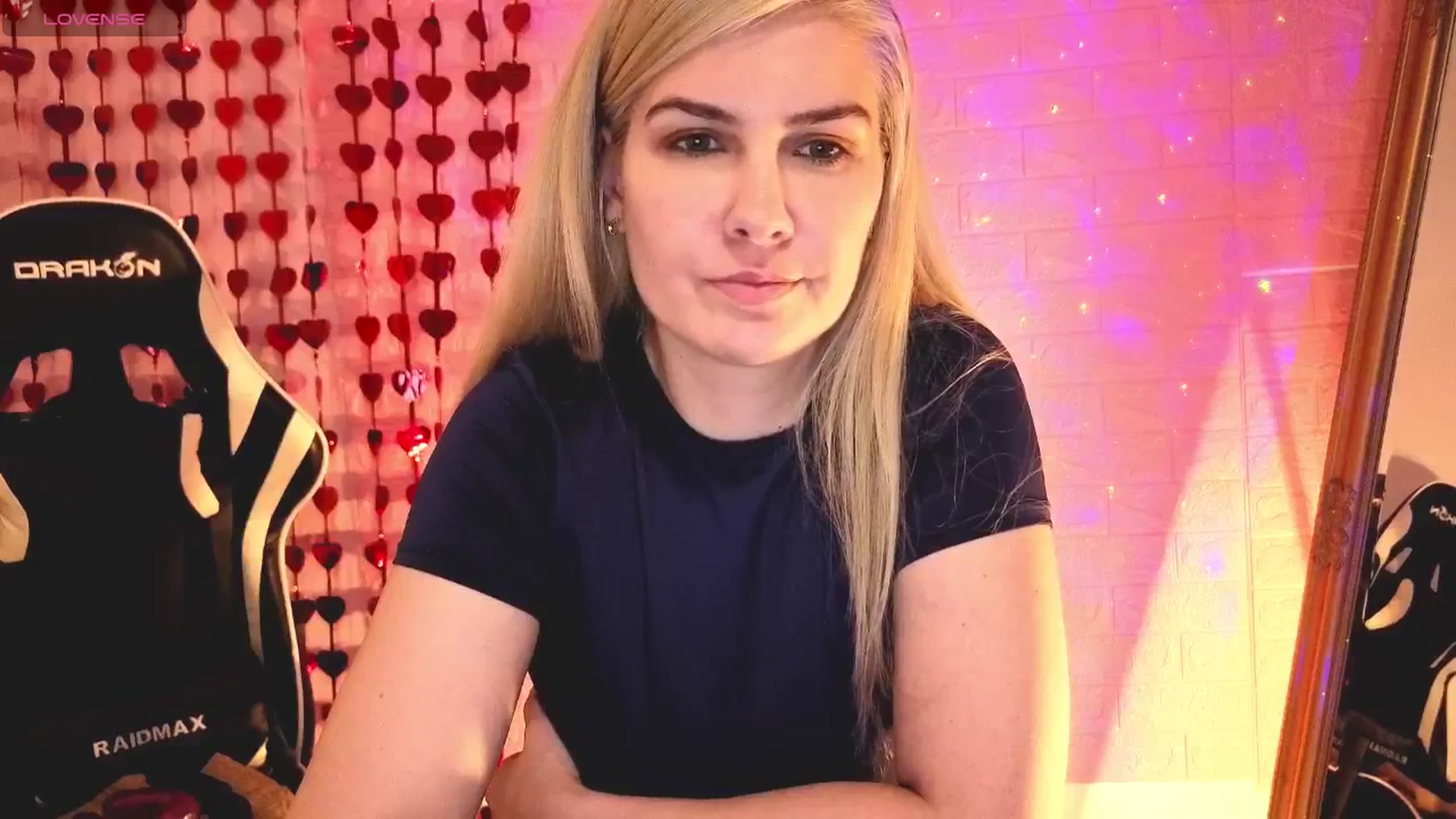 Gallery image thumbnail from CutieeMary's myfreecams stream on, 04/24/2025, 19:15 image 4 of 20