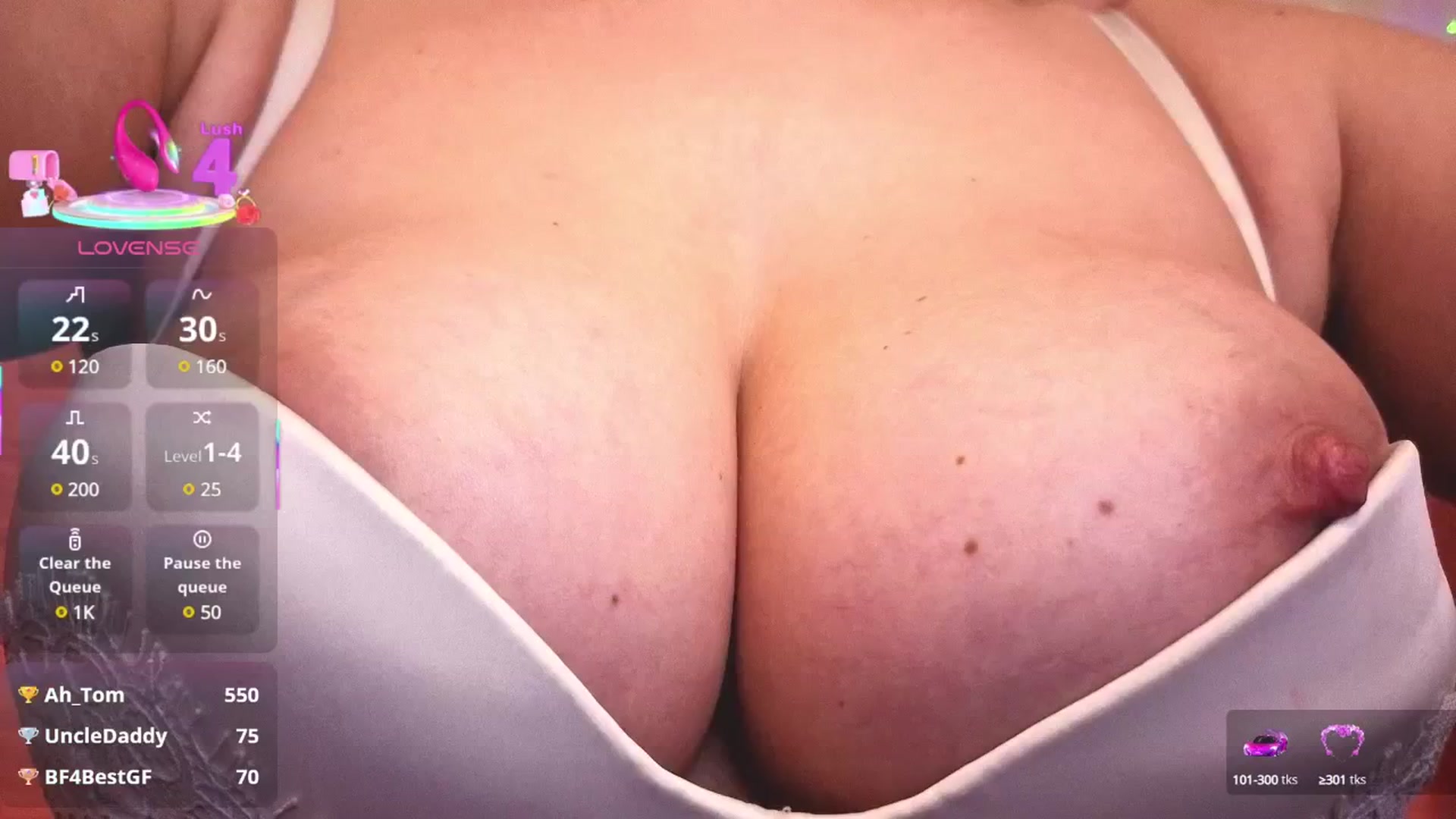 Gallery image thumbnail from CutieeMary's myfreecams stream on, 05/15/2025, 20:10 image 3 of 20