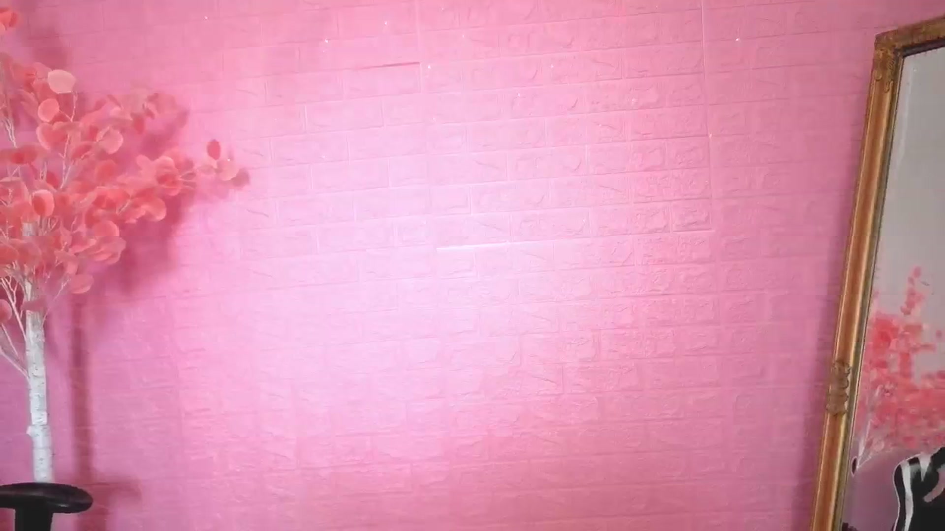 Gallery image thumbnail from CutieeMary's myfreecams stream on, 06/14/2025, 16:11 image 11 of 20
