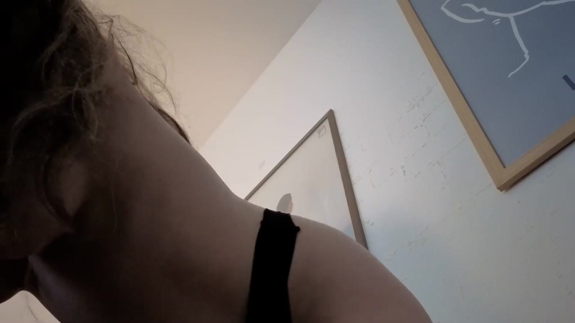 Gallery image thumbnail from CutieeMary's myfreecams stream on, 05/01/2026, 14:07 image 17 of 20