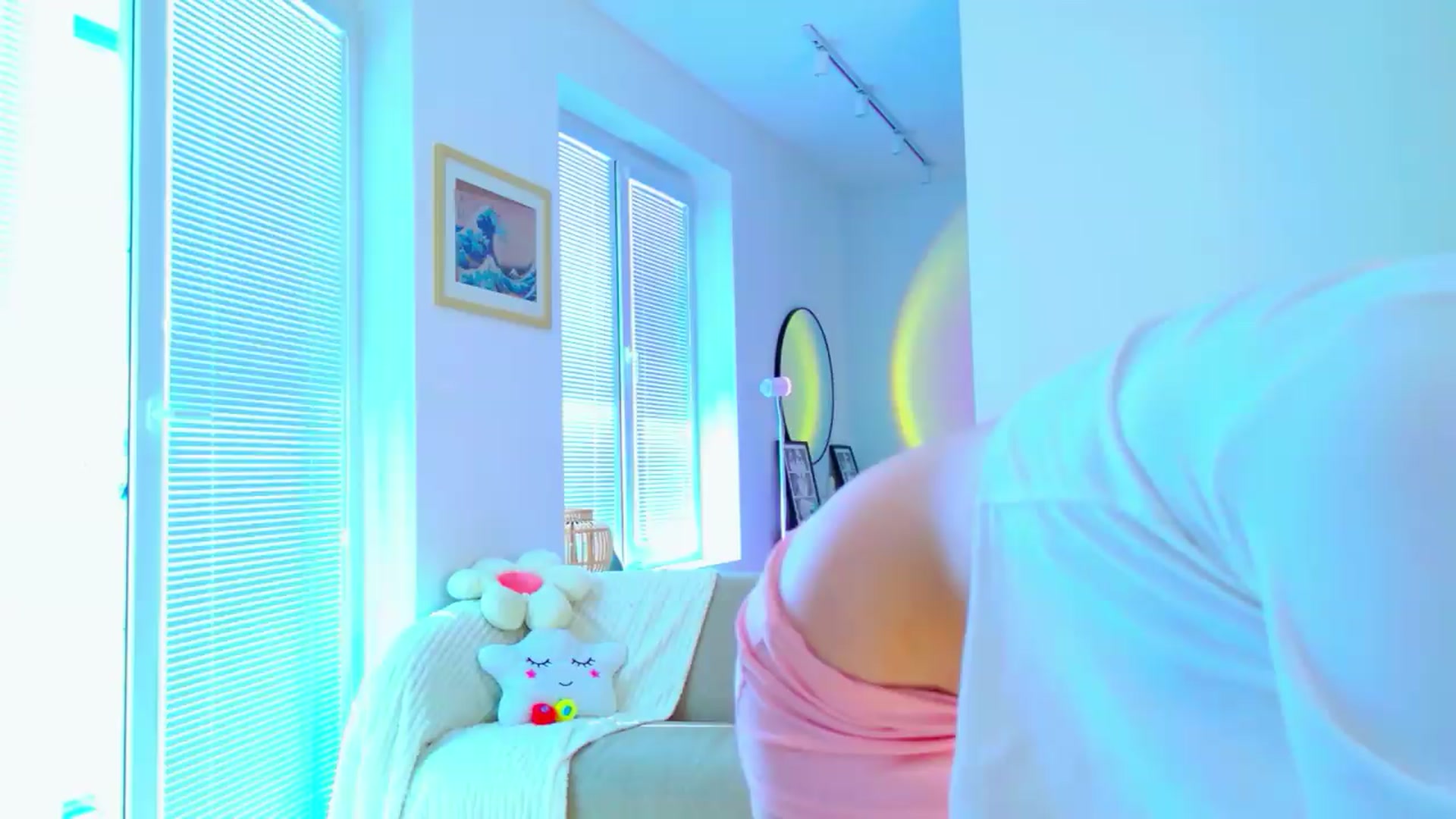 Gallery image thumbnail from Cutielola's myfreecams stream on, 05/26/2026, 03:08 image 6 of 20