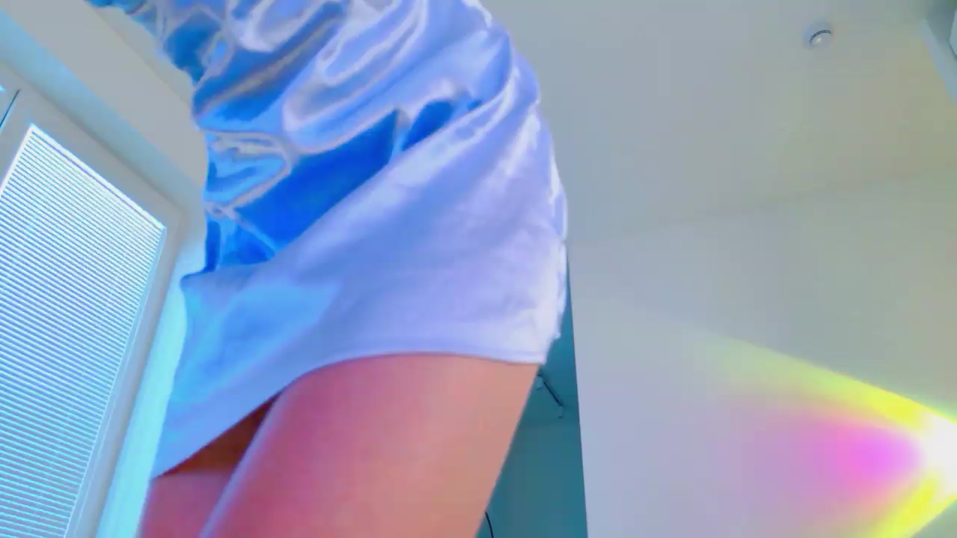Gallery image thumbnail from Cutielola's myfreecams stream on, 06/10/2026, 05:19 image 13 of 20