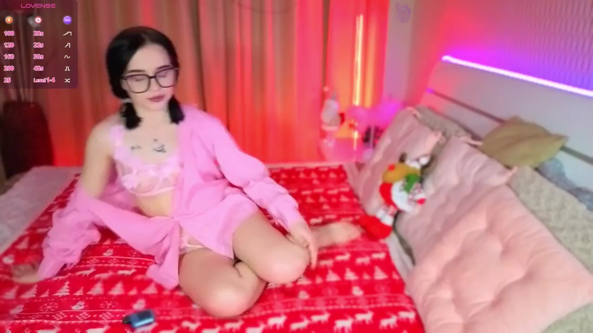 Gallery image thumbnail from CutiesMariaa's myfreecams stream on, 12/26/2025, 24:54 image 8 of 20