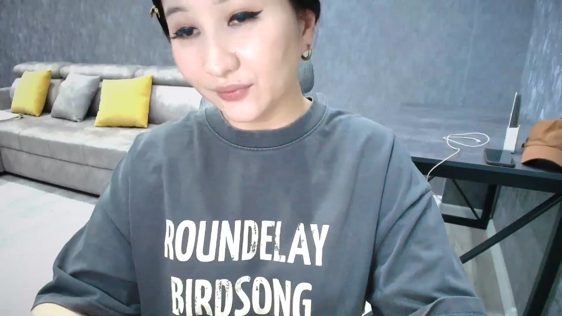 Gallery image thumbnail from Cutiethebomb's myfreecams stream on, 05/07/2026, 23:05 image 14 of 20