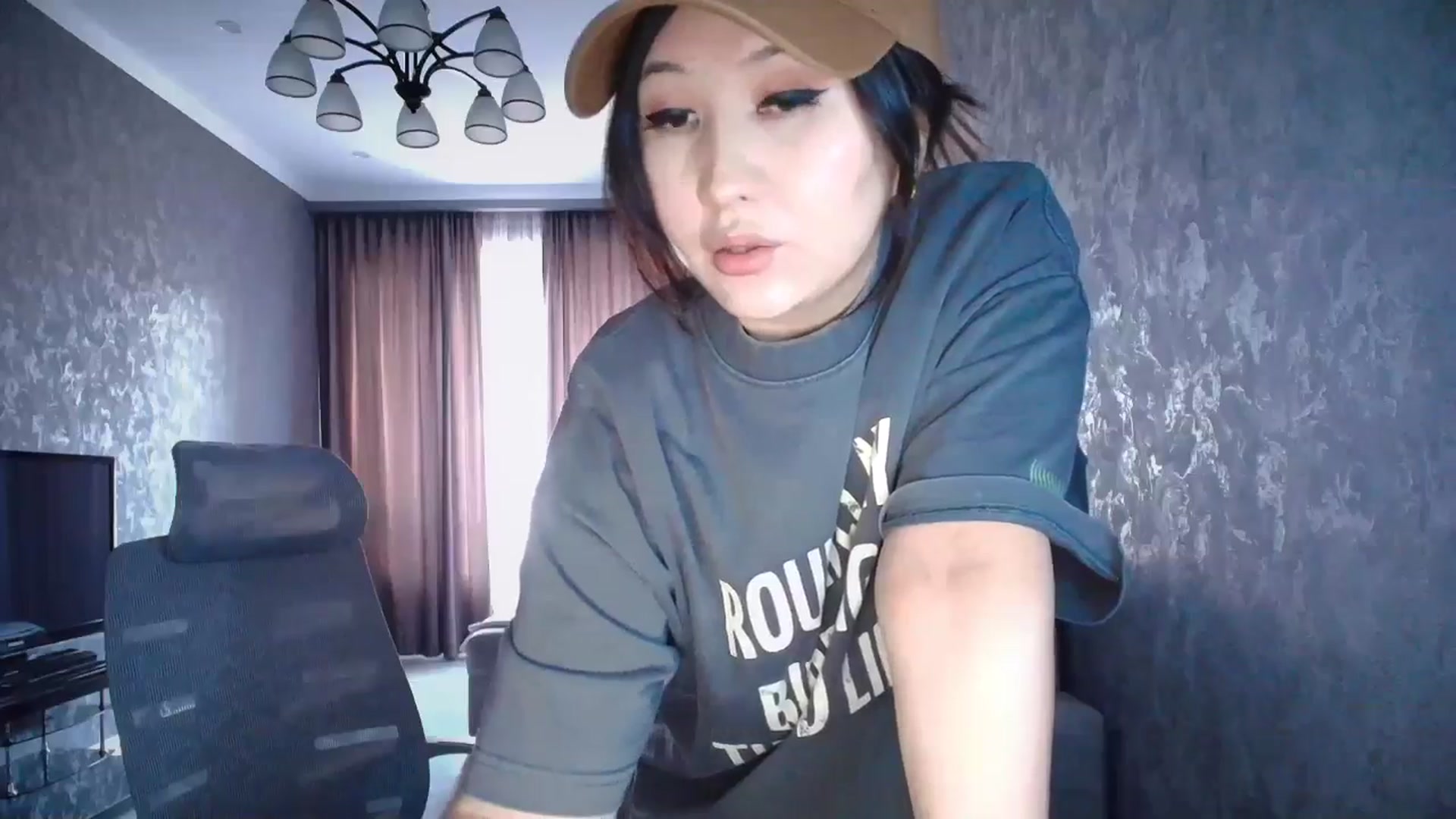 Gallery image thumbnail from Cutiethebomb's myfreecams stream on, 05/08/2026, 24:56 image 5 of 20