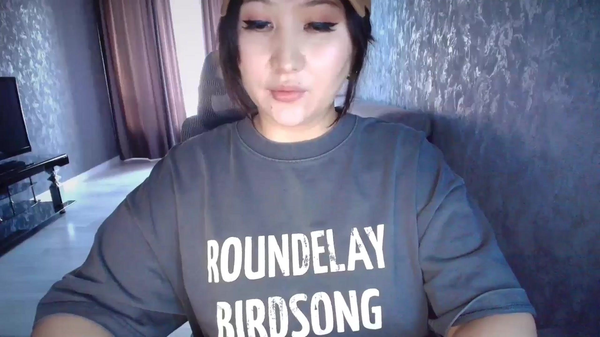 Gallery image thumbnail from Cutiethebomb's myfreecams stream on, 05/08/2026, 24:56 image 18 of 20