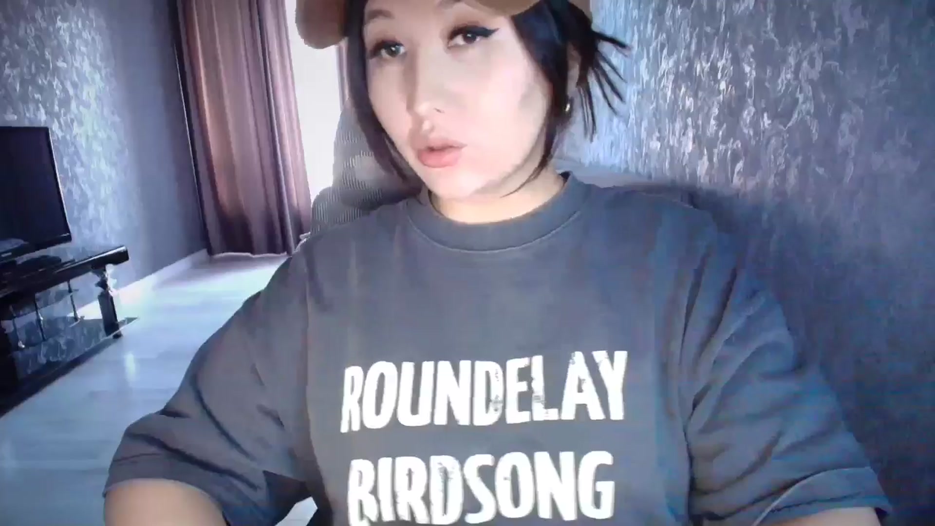 Gallery image thumbnail from Cutiethebomb's myfreecams stream on, 05/08/2026, 24:56 image 11 of 20