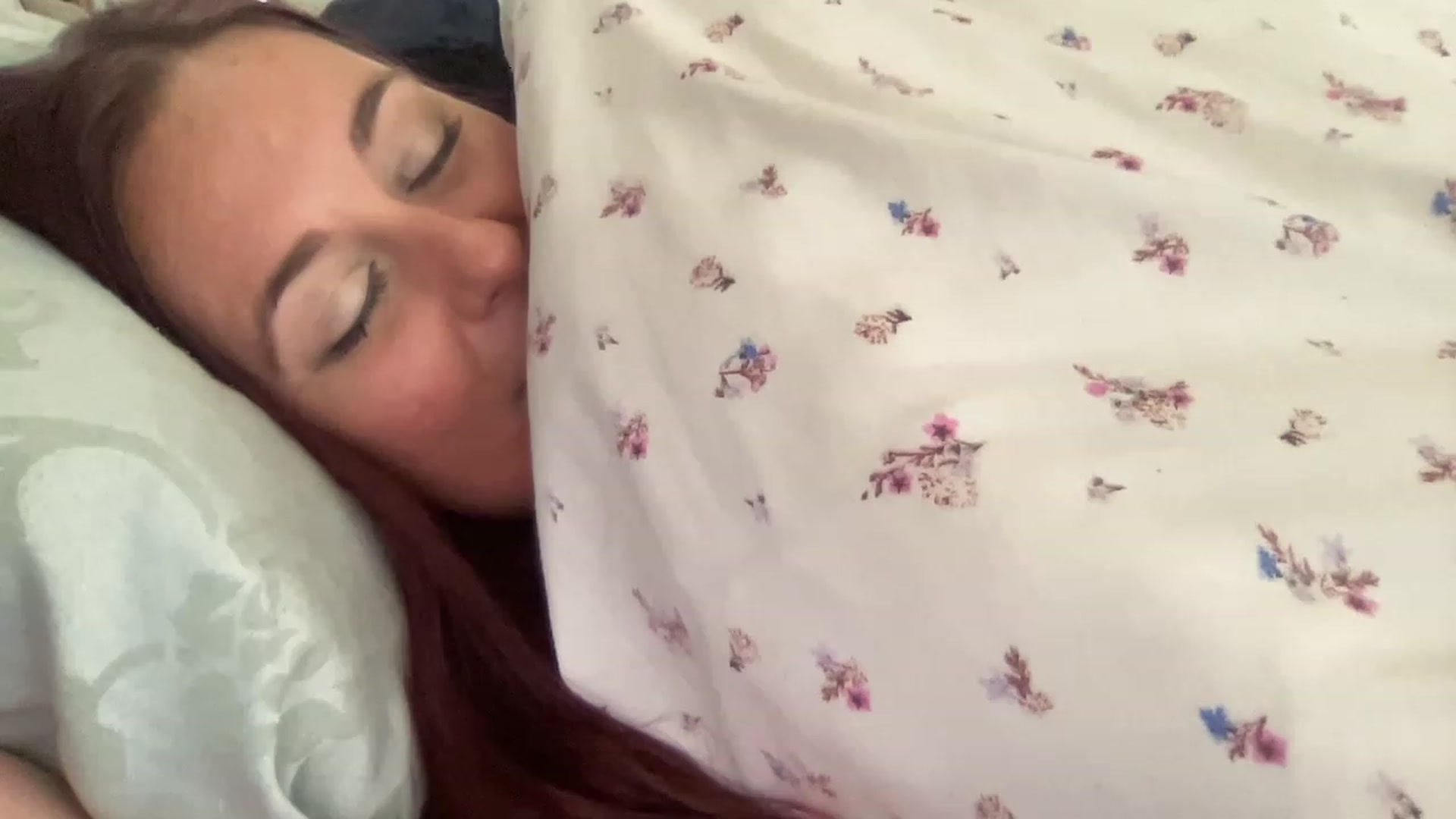 Gallery image thumbnail from Cutiexxxx's myfreecams stream on, 11/18/2022, 10:45 image 19 of 20