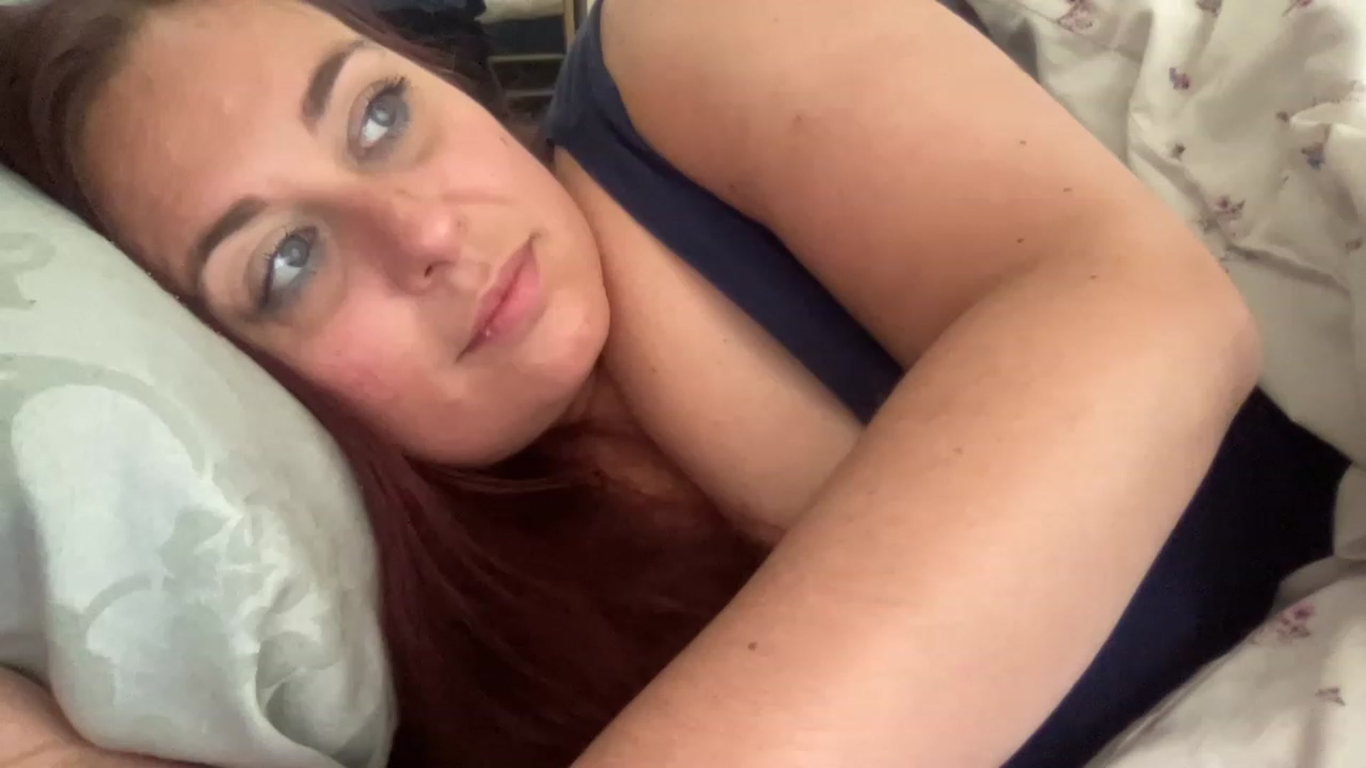 Gallery image thumbnail from Cutiexxxx's myfreecams stream on, 11/18/2022, 10:45 image 20 of 20