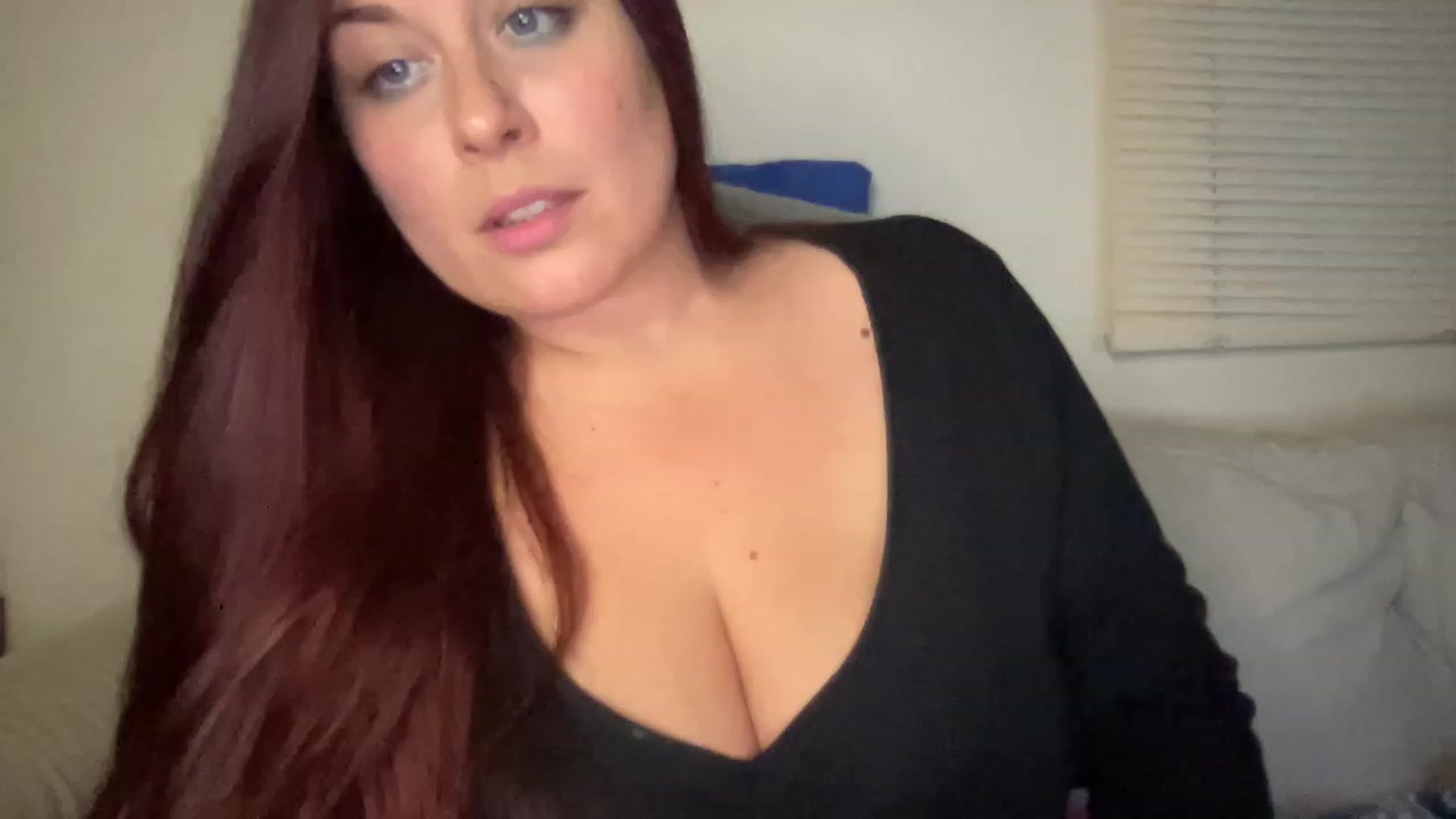 Gallery image thumbnail from Cutiexxxx's myfreecams stream on, 11/21/2022, 17:43 image 20 of 20