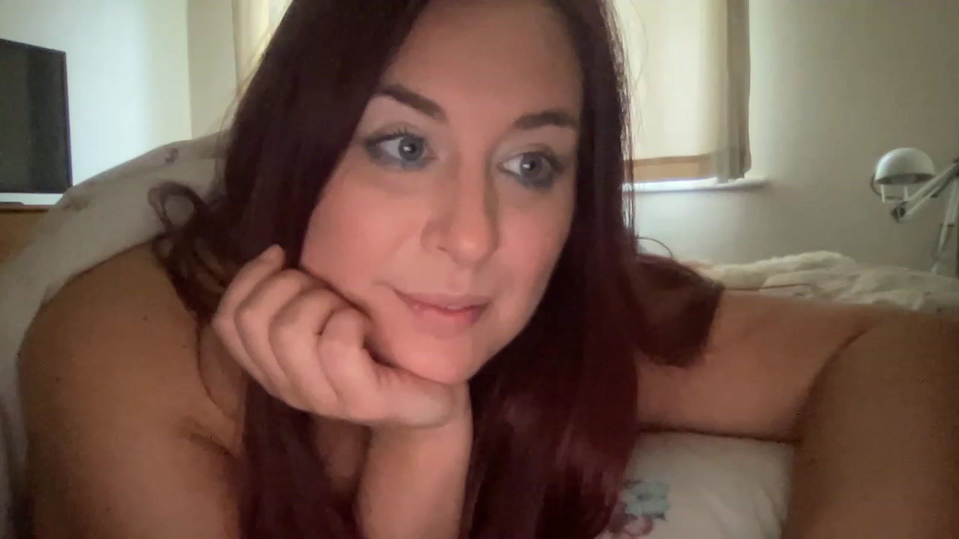 Gallery image thumbnail from Cutiexxxx's myfreecams stream on, 11/26/2022, 01:26 image 1 of 20