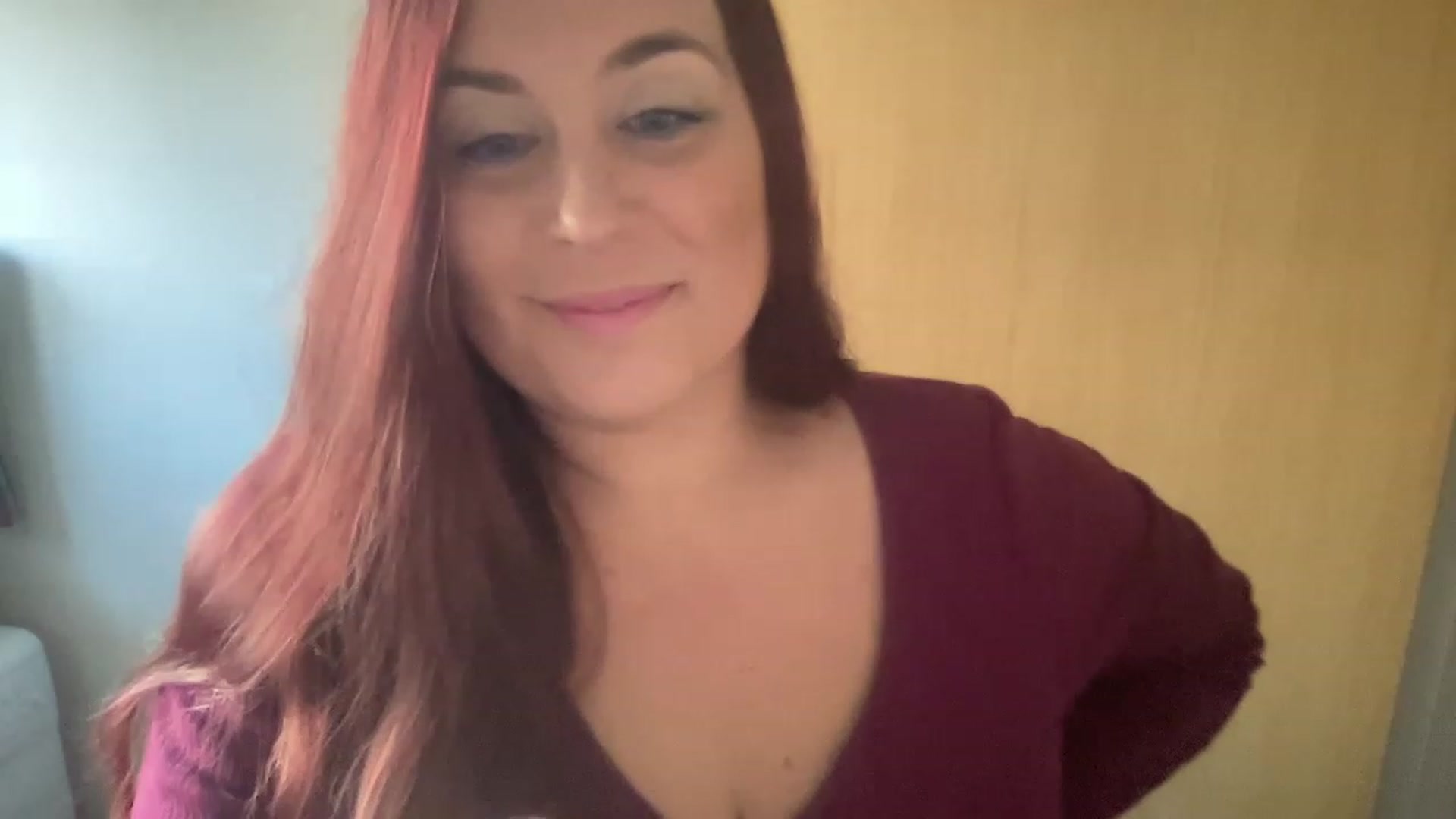Gallery image thumbnail from Cutiexxxx's myfreecams stream on, 12/07/2022, 14:13 image 14 of 20