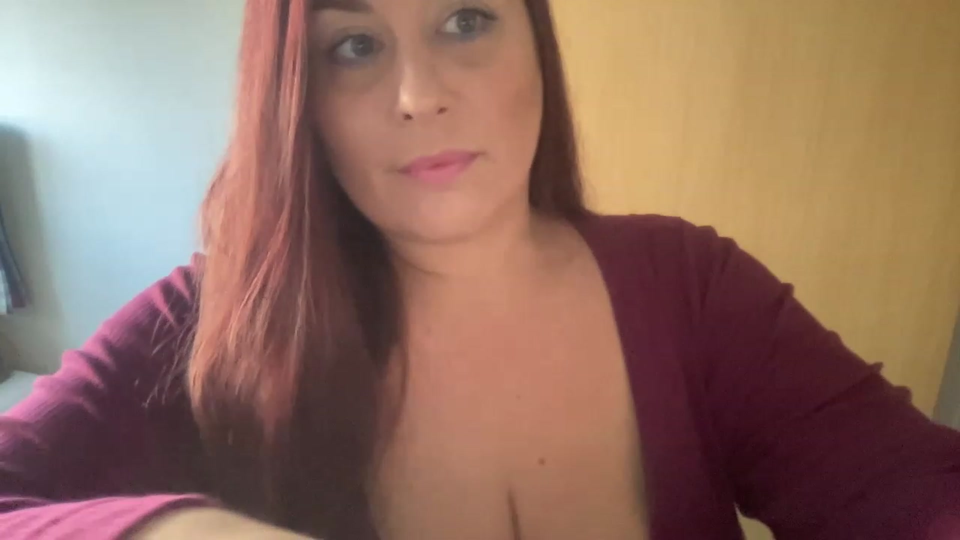 Gallery image thumbnail from Cutiexxxx's myfreecams stream on, 12/07/2022, 14:13 image 19 of 20