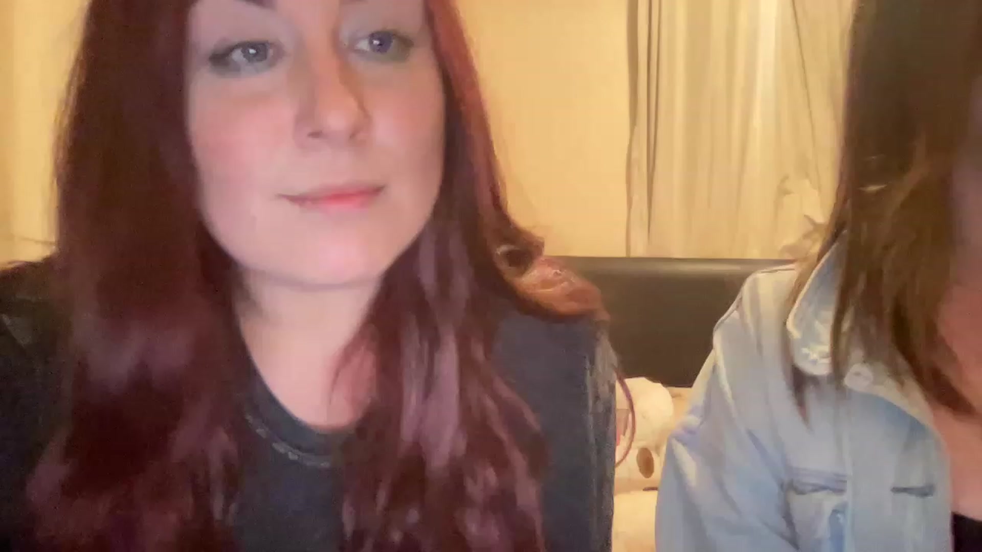 Gallery image thumbnail from Cutiexxxx's myfreecams stream on, 02/18/2023, 17:53 image 5 of 20