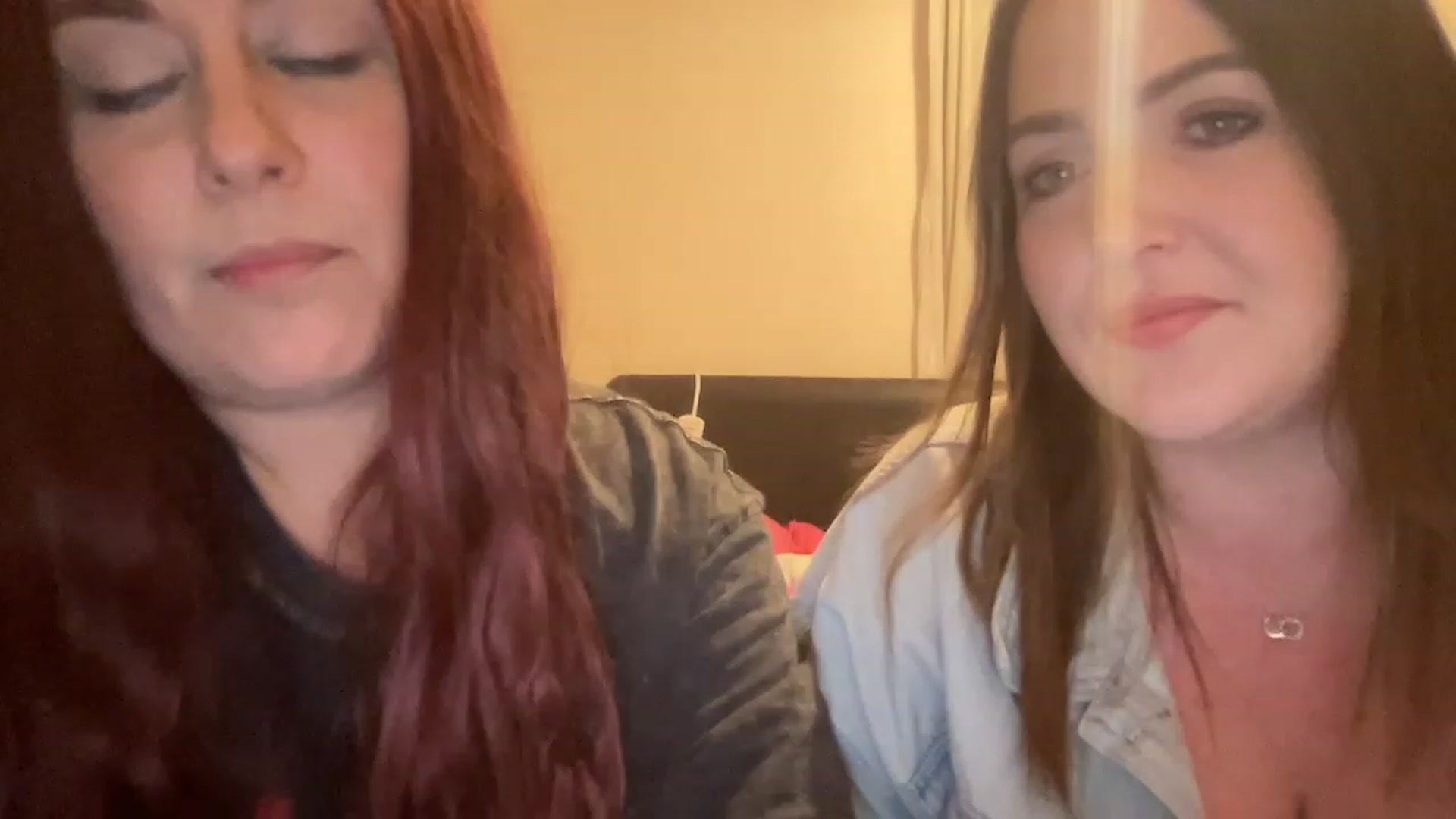 Gallery image thumbnail from Cutiexxxx's myfreecams stream on, 02/18/2023, 17:53 image 2 of 20
