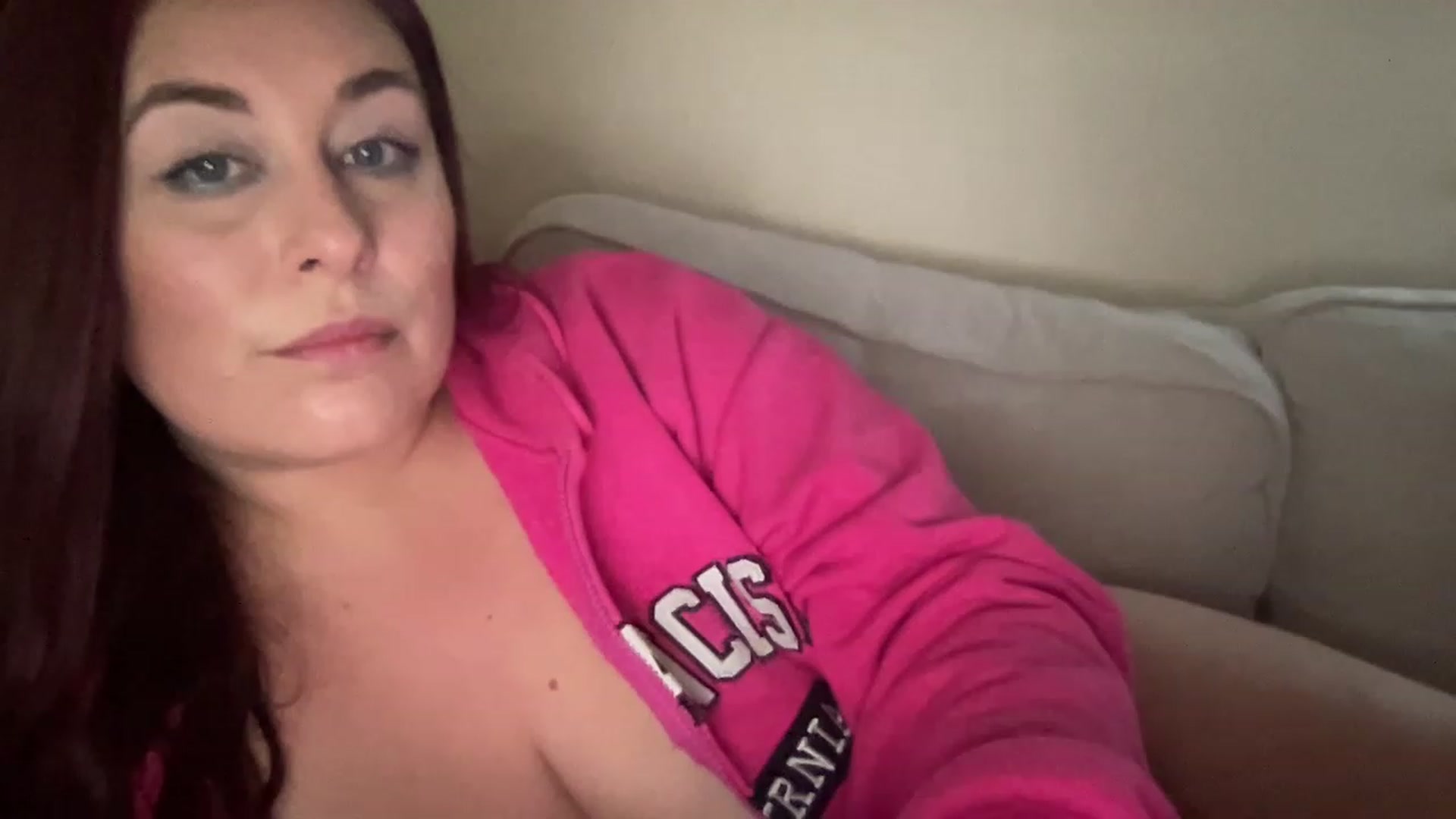 Gallery image thumbnail from Cutiexxxx's myfreecams stream on, 03/07/2023, 16:54 image 19 of 20