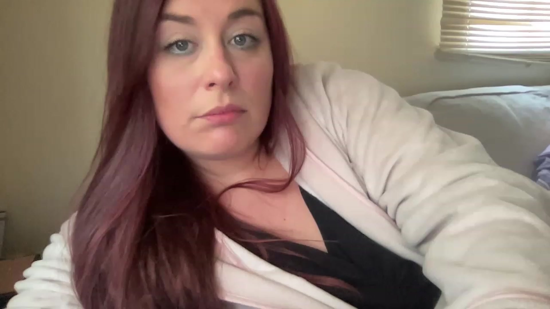 Gallery image thumbnail from Cutiexxxx's myfreecams stream on, 03/15/2023, 16:00 image 5 of 20