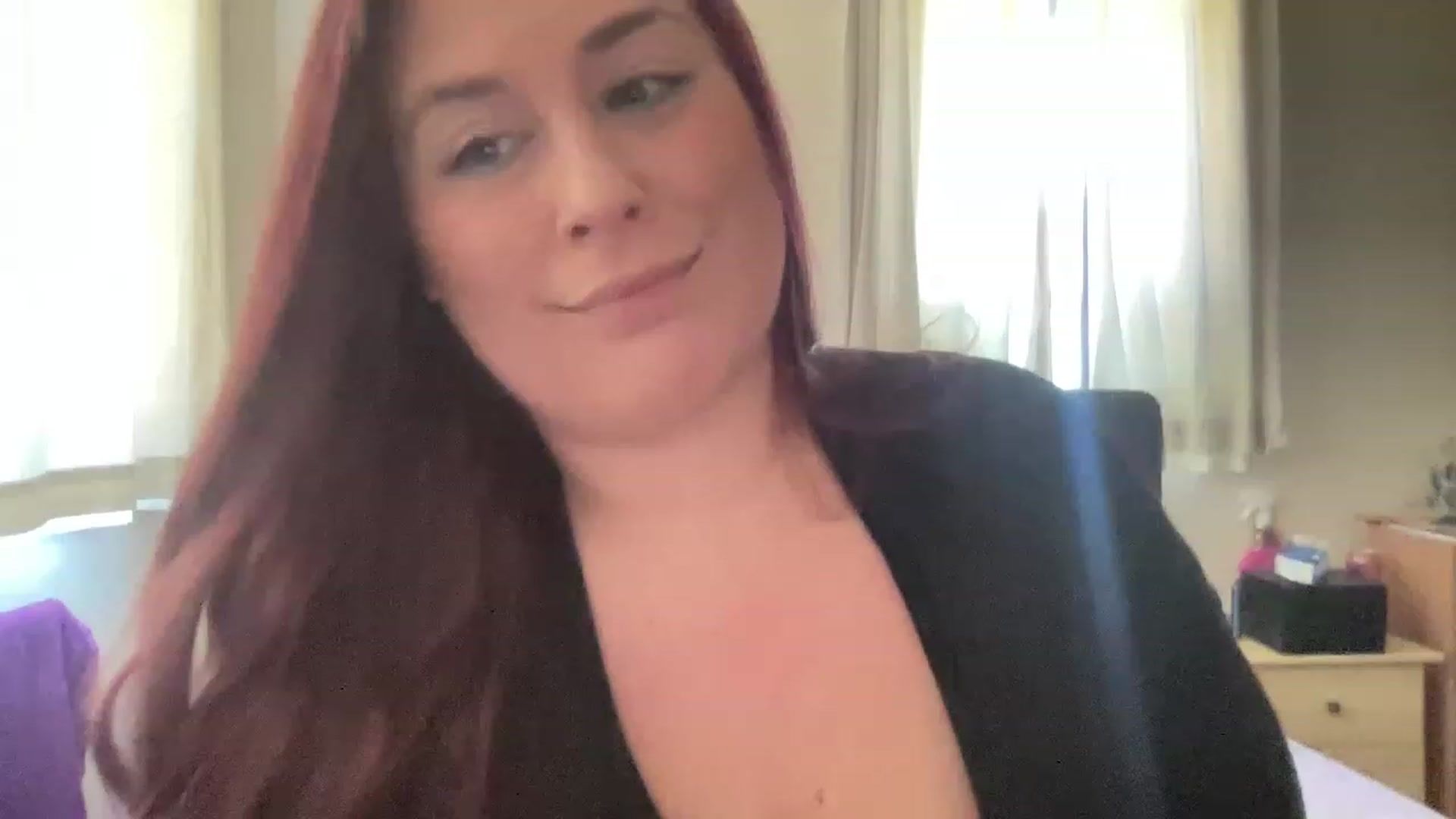 Gallery image thumbnail from Cutiexxxx's myfreecams stream on, 04/03/2023, 12:44 image 3 of 20