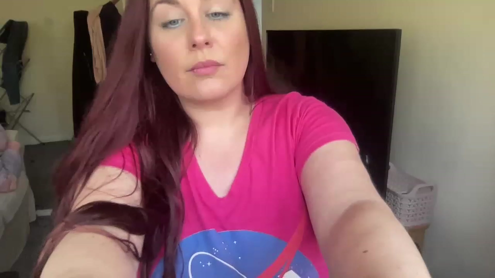 Gallery image thumbnail from Cutiexxxx's myfreecams stream on, 04/28/2023, 14:07 image 8 of 20