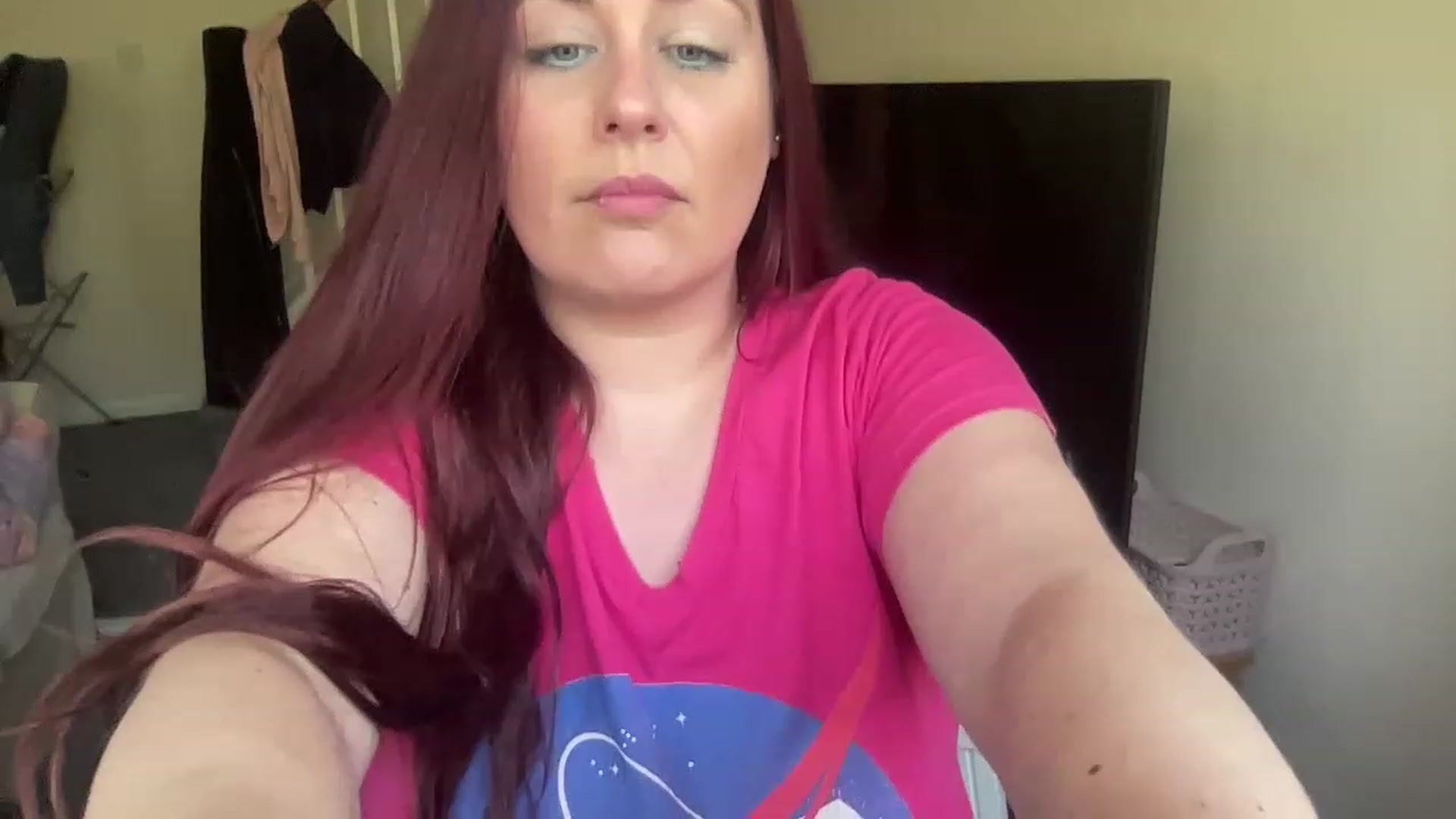 Gallery image thumbnail from Cutiexxxx's myfreecams stream on, 04/28/2023, 14:07 image 13 of 20