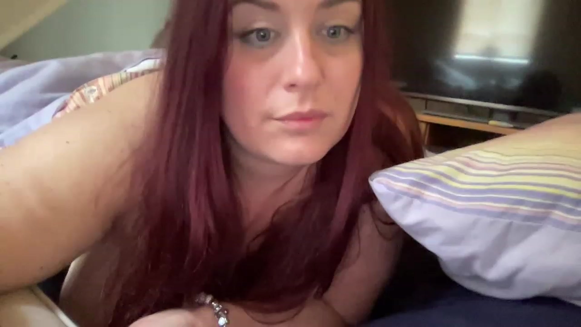 Gallery image thumbnail from Cutiexxxx's myfreecams stream on, 06/02/2023, 09:36 image 3 of 20