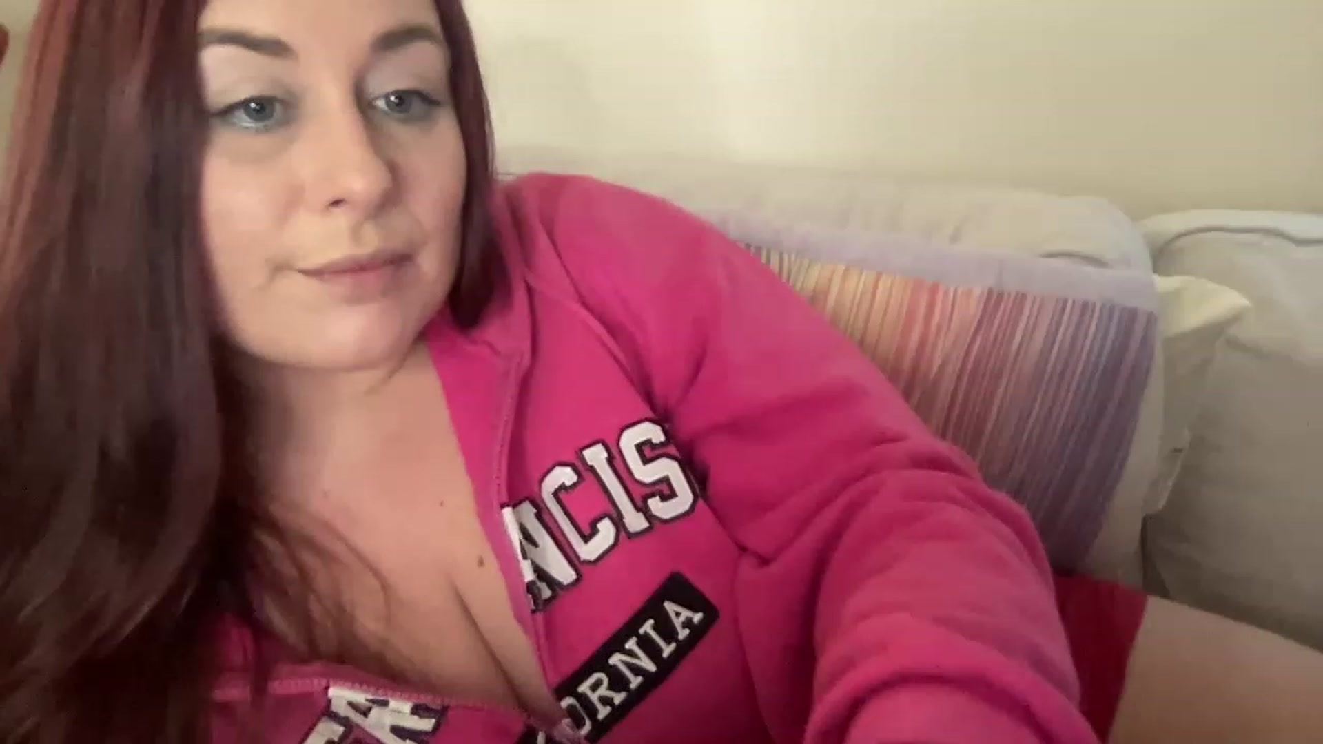 Gallery image thumbnail from Cutiexxxx's myfreecams stream on, 06/09/2023, 19:16 image 5 of 20