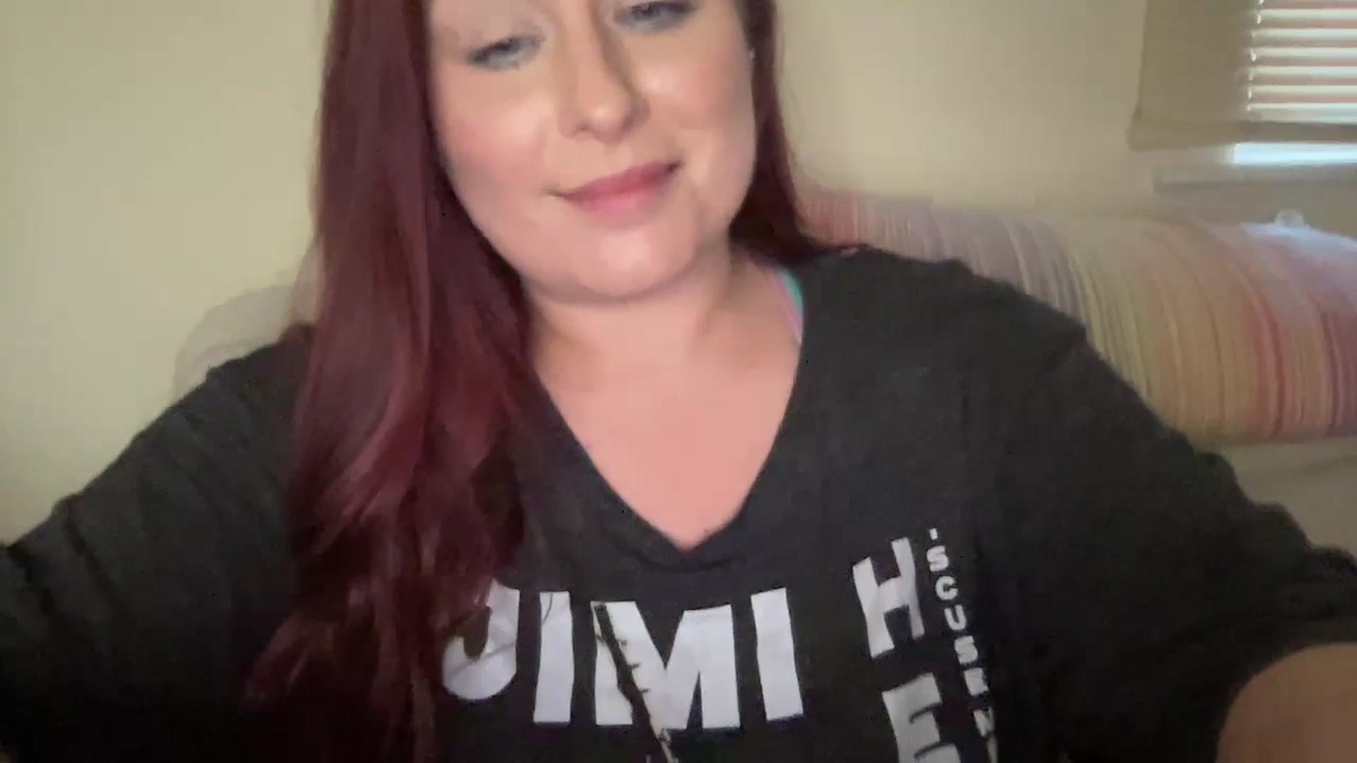 Gallery image thumbnail from Cutiexxxx's myfreecams stream on, 06/29/2023, 20:11 image 3 of 20