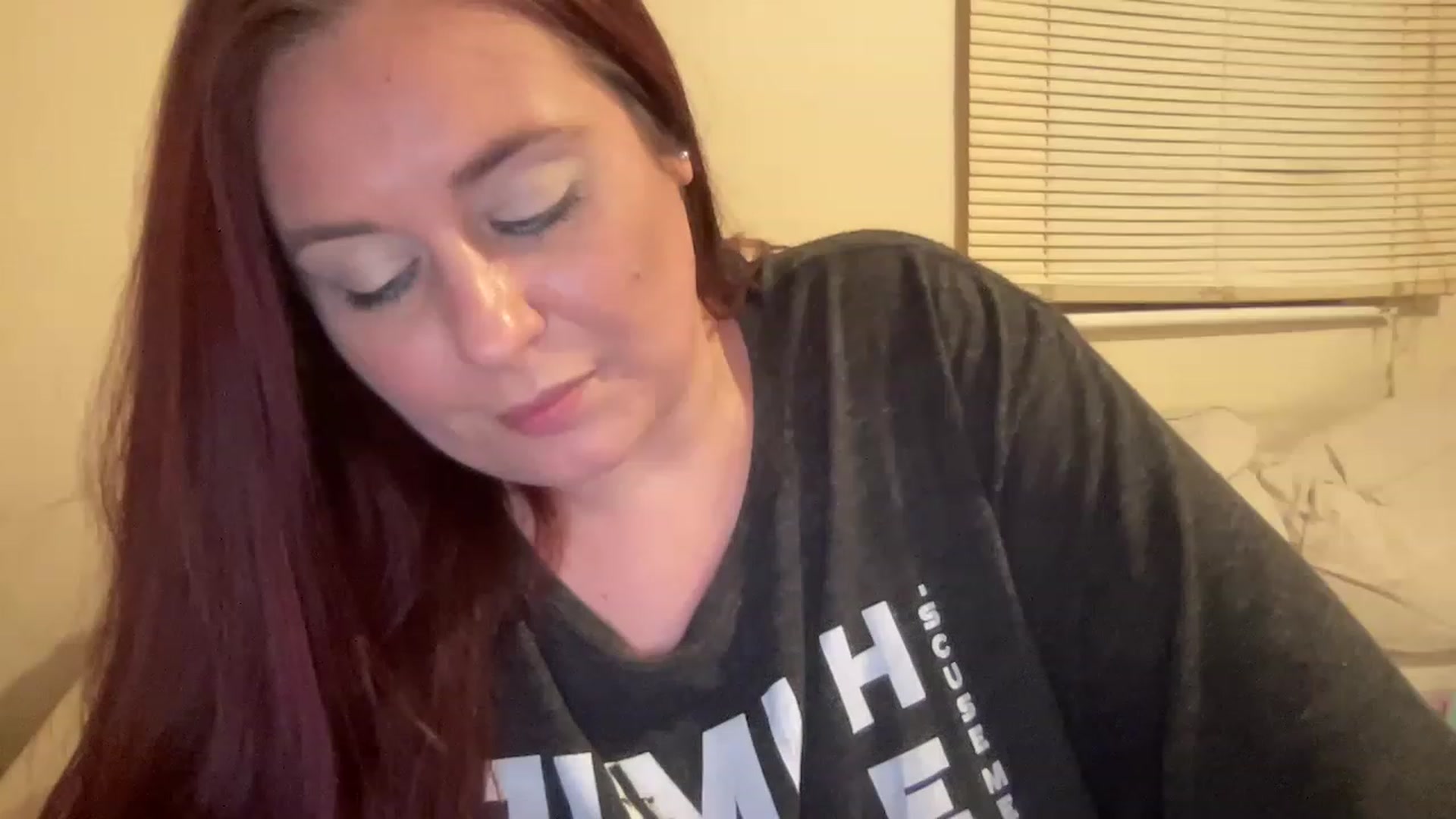 Gallery image thumbnail from Cutiexxxx's myfreecams stream on, 06/30/2023, 21:19 image 16 of 20