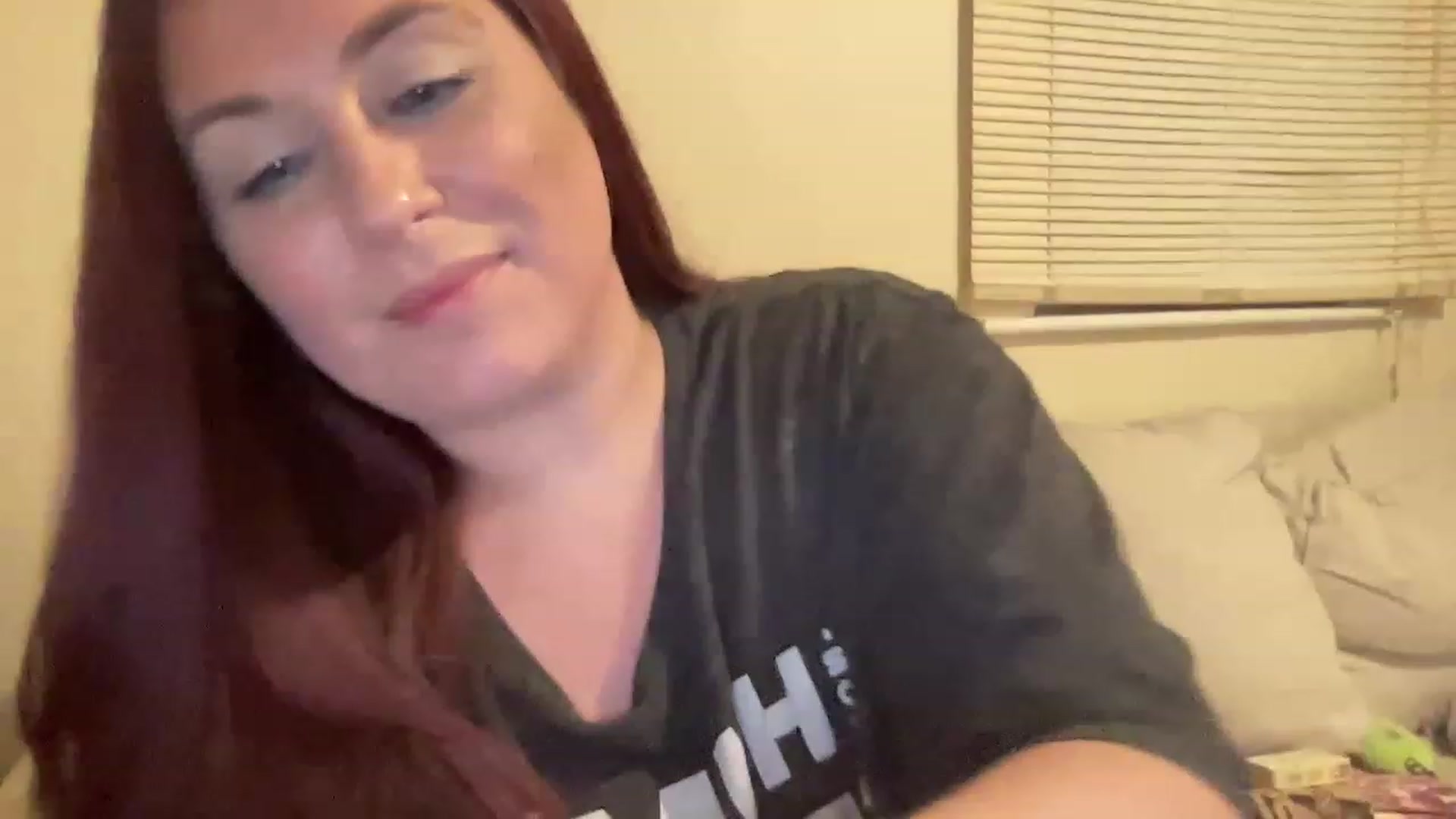 Gallery image thumbnail from Cutiexxxx's myfreecams stream on, 06/30/2023, 21:19 image 10 of 20