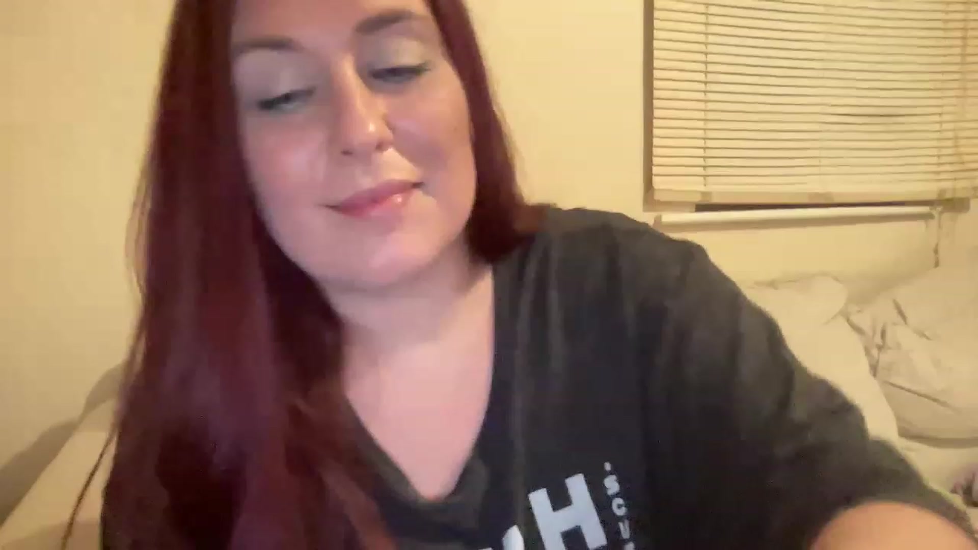 Gallery image thumbnail from Cutiexxxx's myfreecams stream on, 06/30/2023, 21:19 image 8 of 20