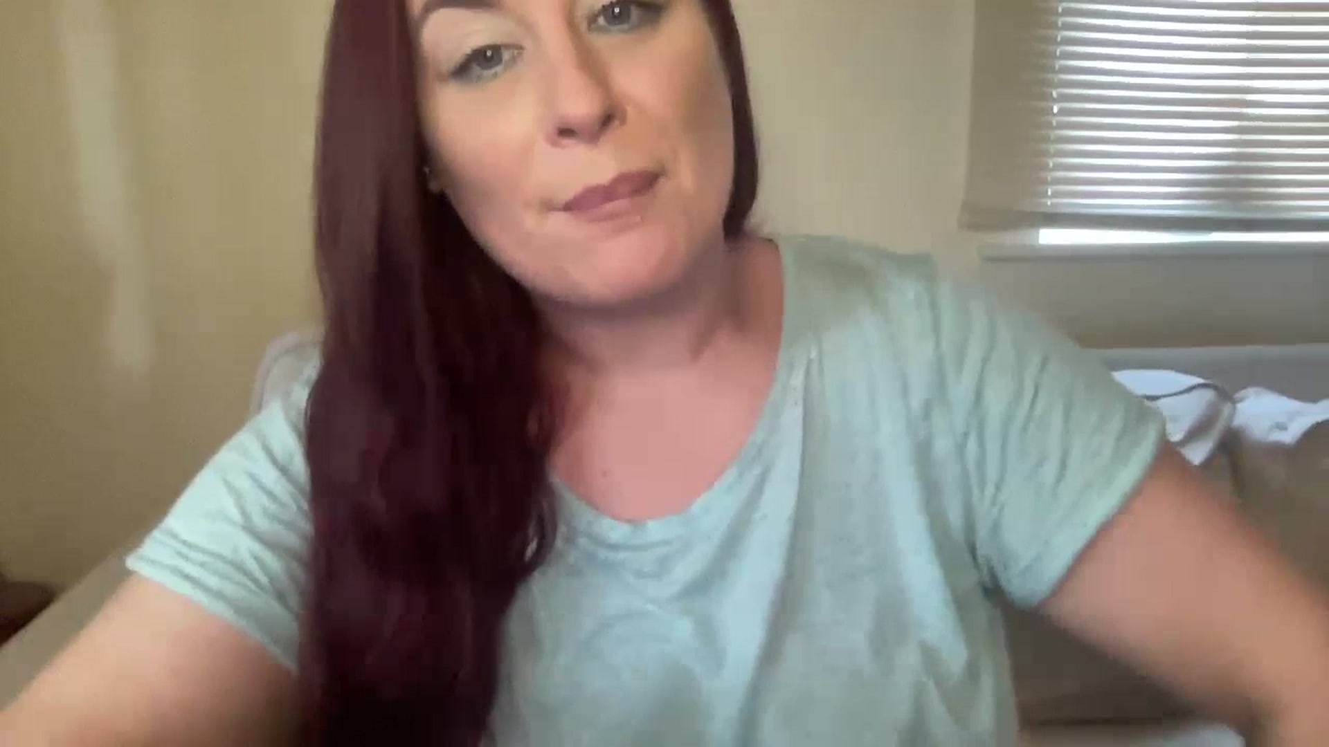 Gallery image thumbnail from Cutiexxxx's myfreecams stream on, 07/20/2023, 18:22 image 6 of 20