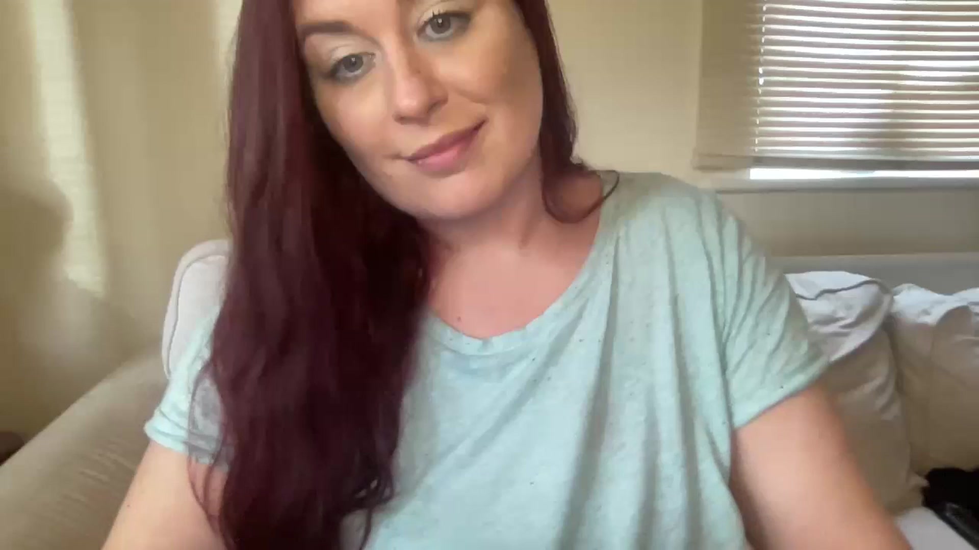 Gallery image thumbnail from Cutiexxxx's myfreecams stream on, 07/20/2023, 18:22 image 15 of 20
