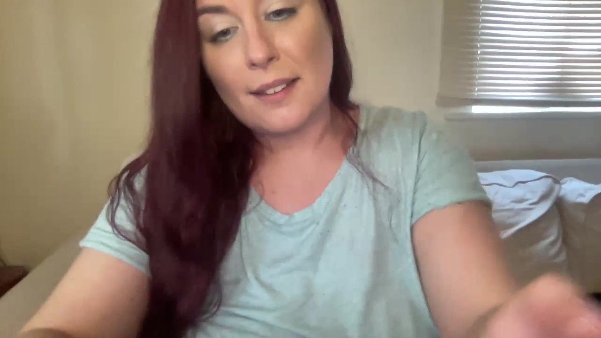Gallery image thumbnail from Cutiexxxx's myfreecams stream on, 07/20/2023, 18:22 image 3 of 20
