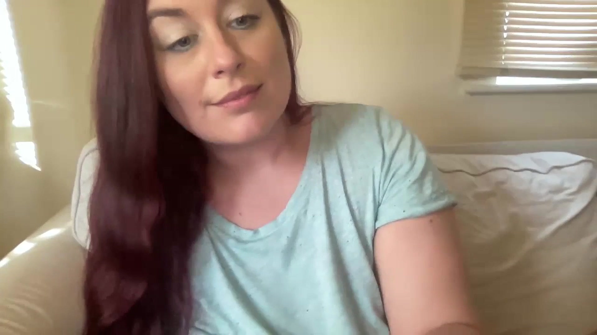Gallery image thumbnail from Cutiexxxx's myfreecams stream on, 07/20/2023, 18:22 image 17 of 20