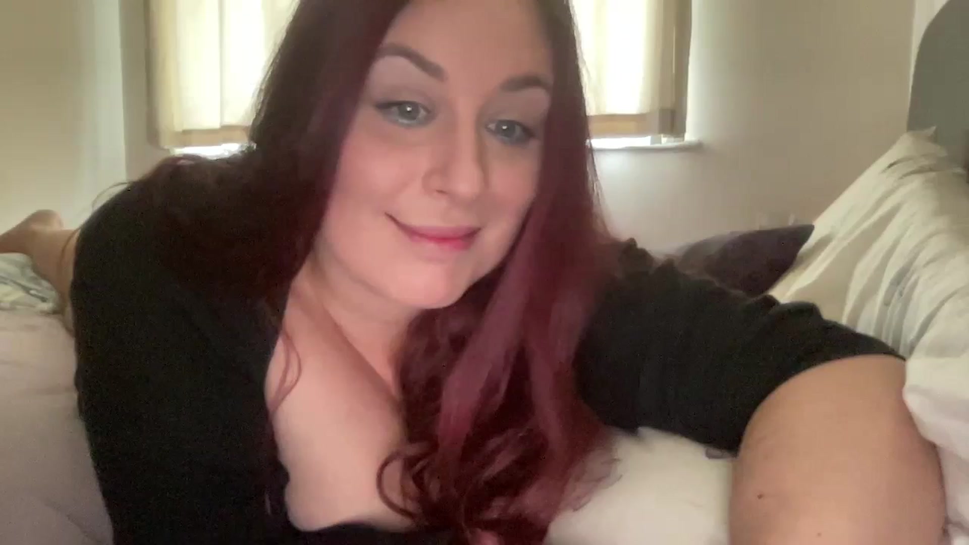 Gallery image thumbnail from Cutiexxxx's myfreecams stream on, 03/13/2024, 16:13 image 16 of 20