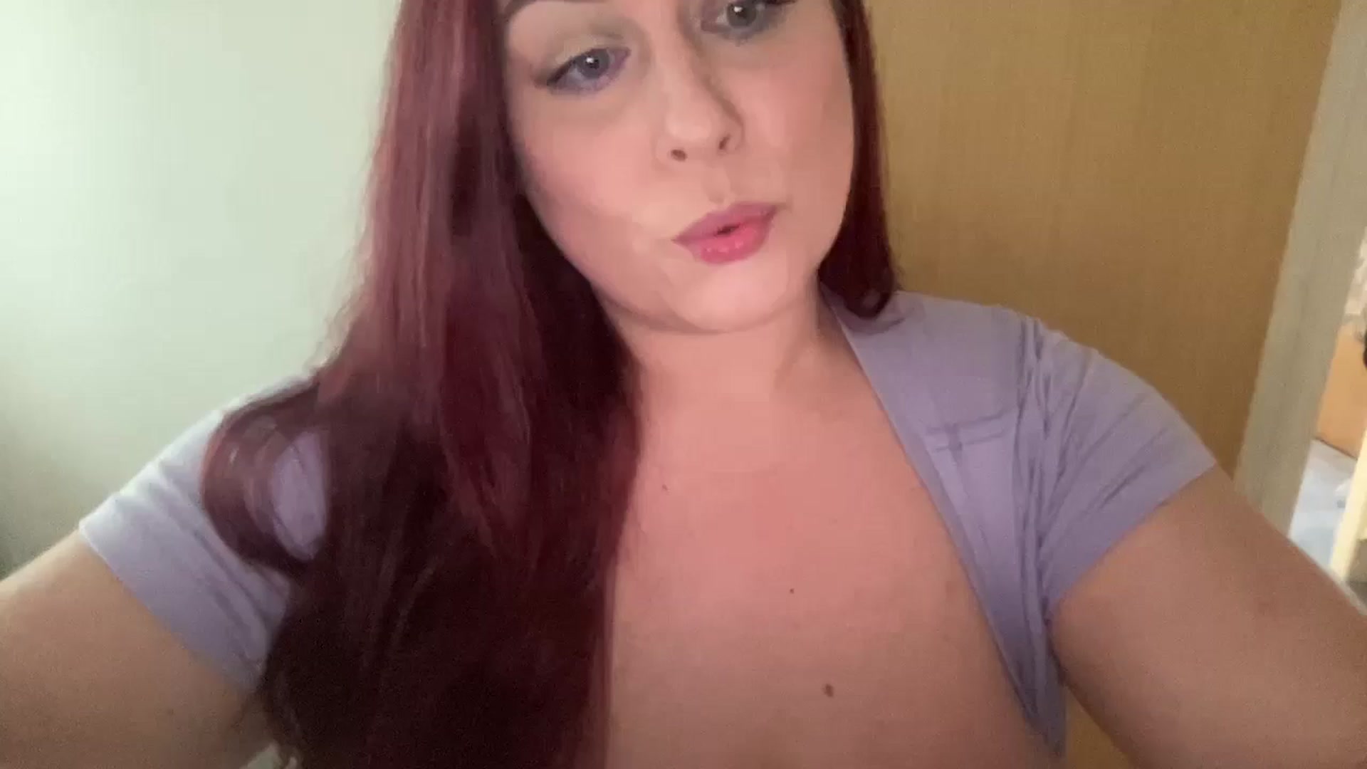 Gallery image thumbnail from Cutiexxxx's myfreecams stream on, 05/10/2024, 13:32 image 1 of 20
