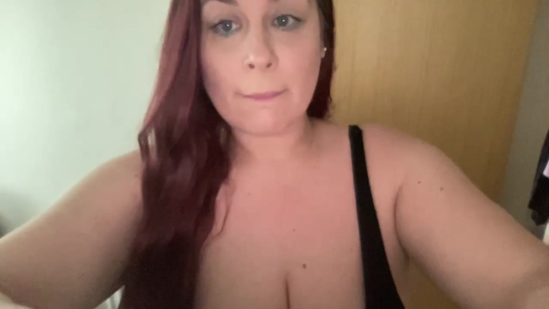 Gallery image thumbnail from Cutiexxxx's myfreecams stream on, 08/02/2024, 09:02 image 7 of 20