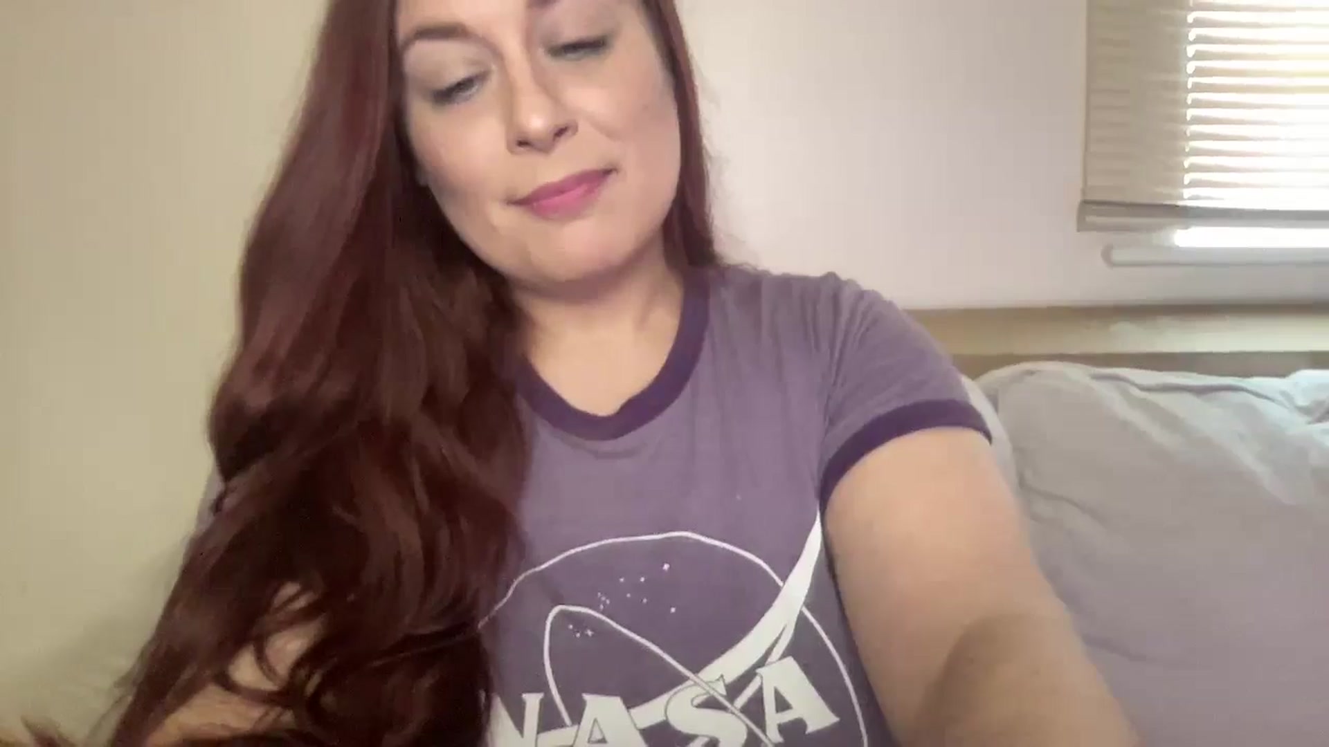 Gallery image thumbnail from Cutiexxxx's myfreecams stream on, 09/06/2024, 10:21 image 18 of 20