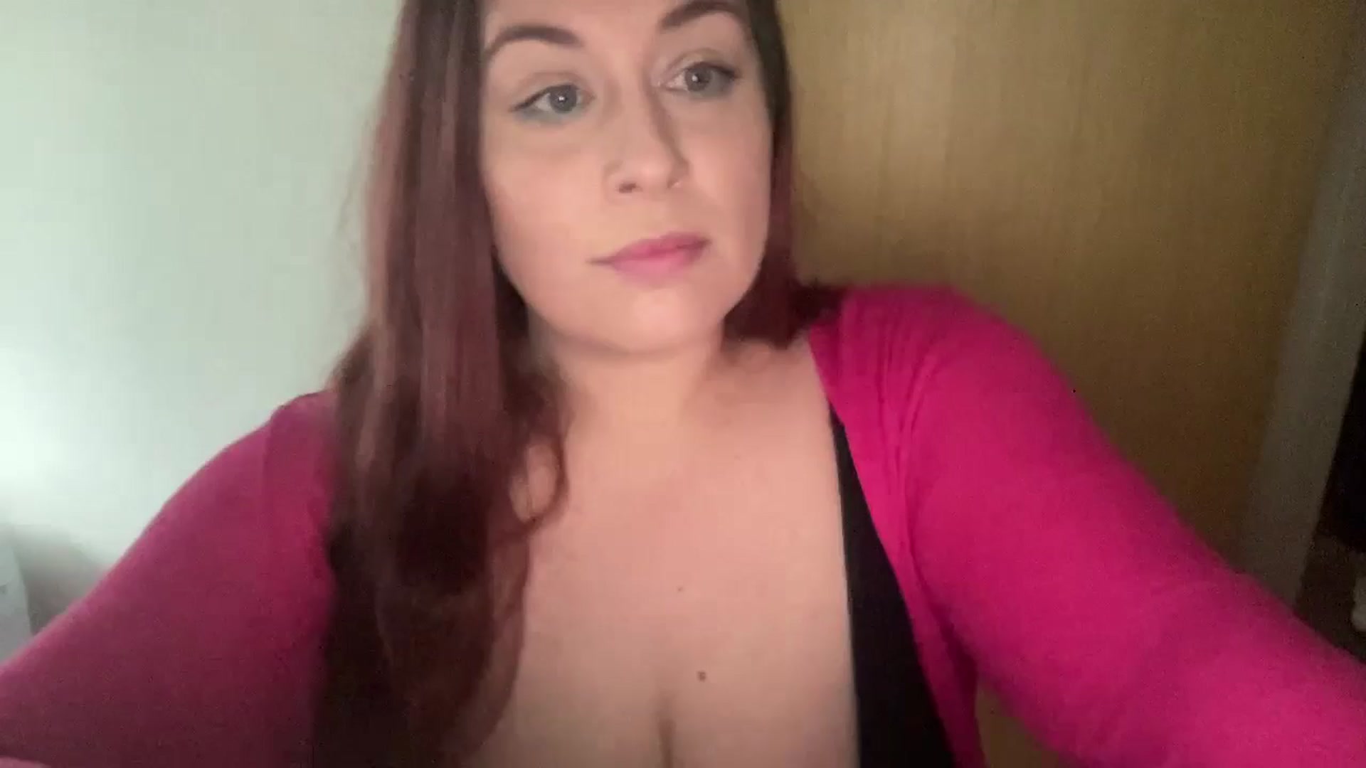 Gallery image thumbnail from Cutiexxxx's myfreecams stream on, 11/06/2024, 10:25 image 20 of 20