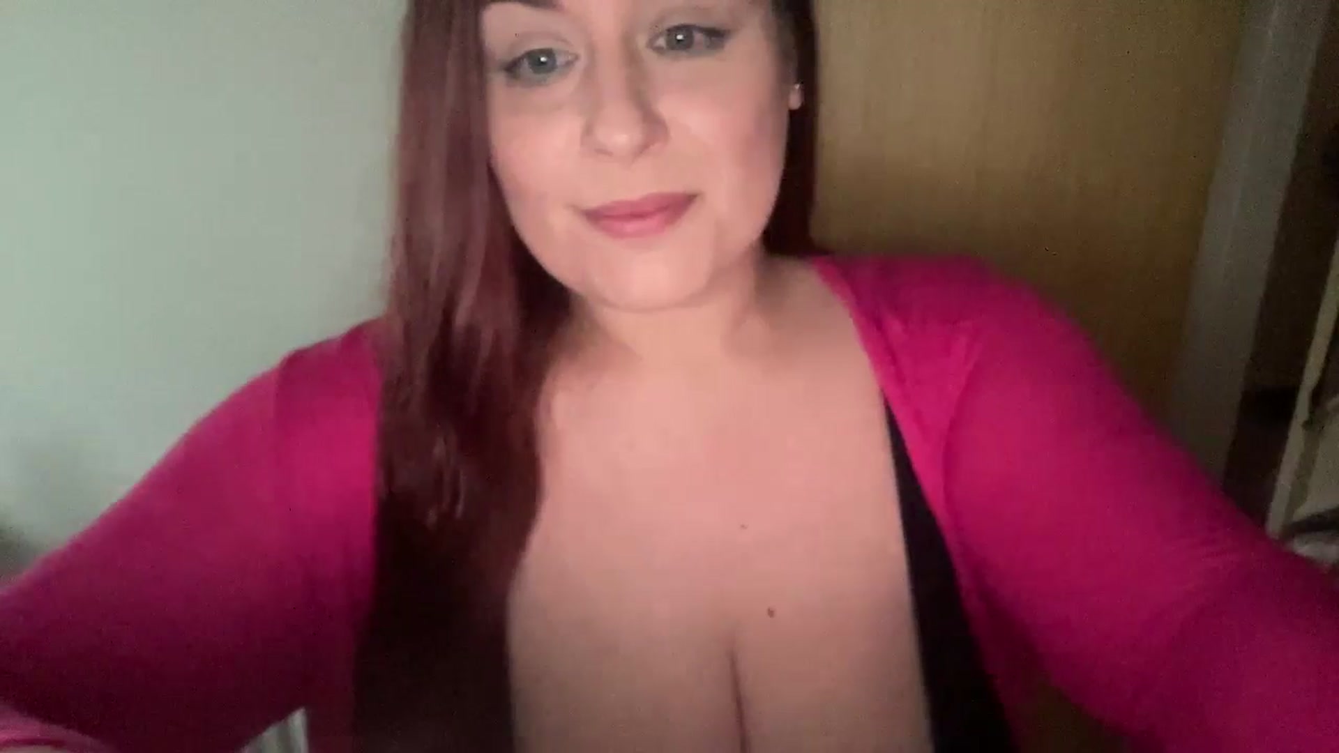 Gallery image thumbnail from Cutiexxxx's myfreecams stream on, 11/07/2024, 12:24 image 17 of 20