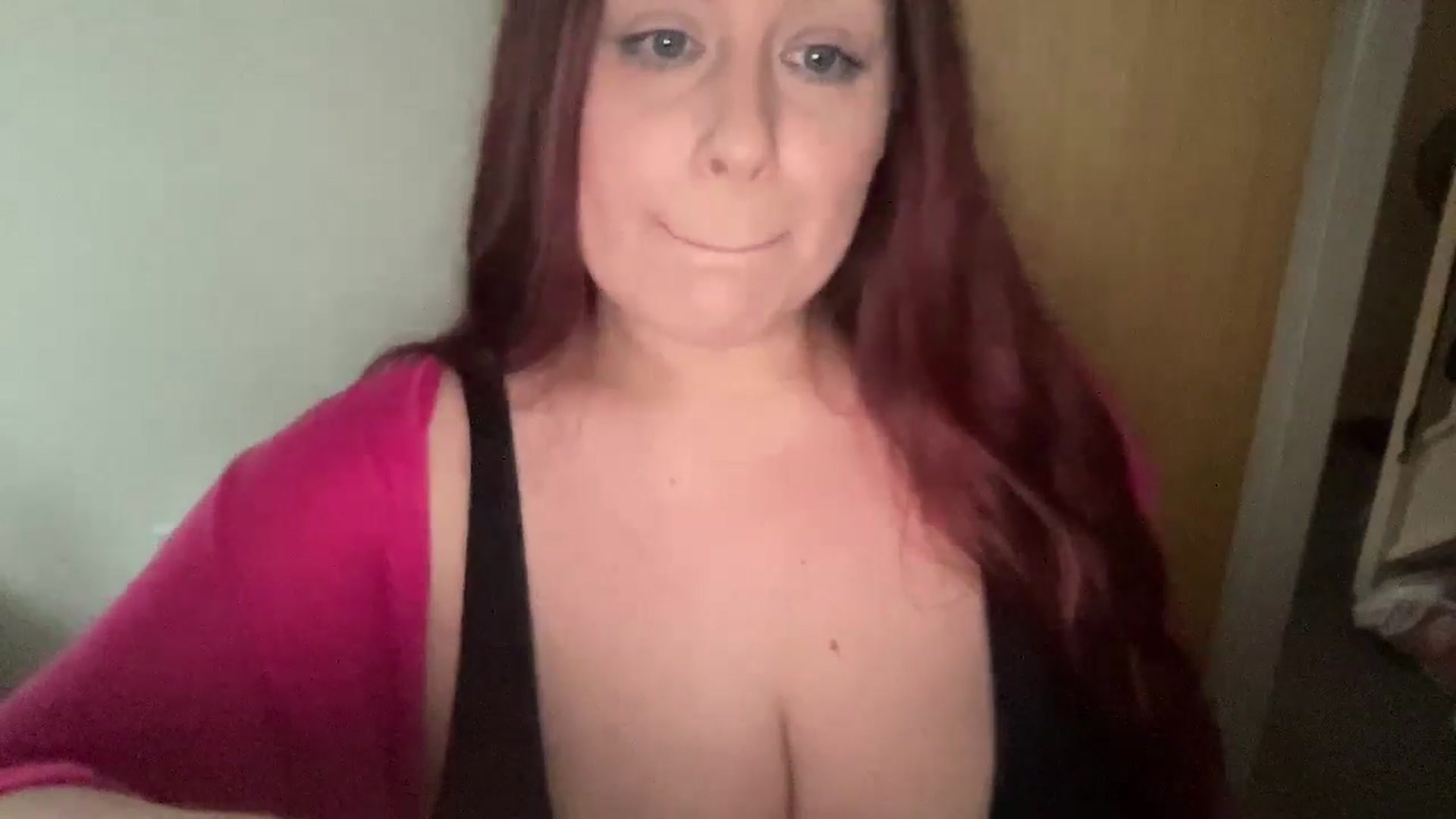 Gallery image thumbnail from Cutiexxxx's myfreecams stream on, 11/07/2024, 12:24 image 8 of 20