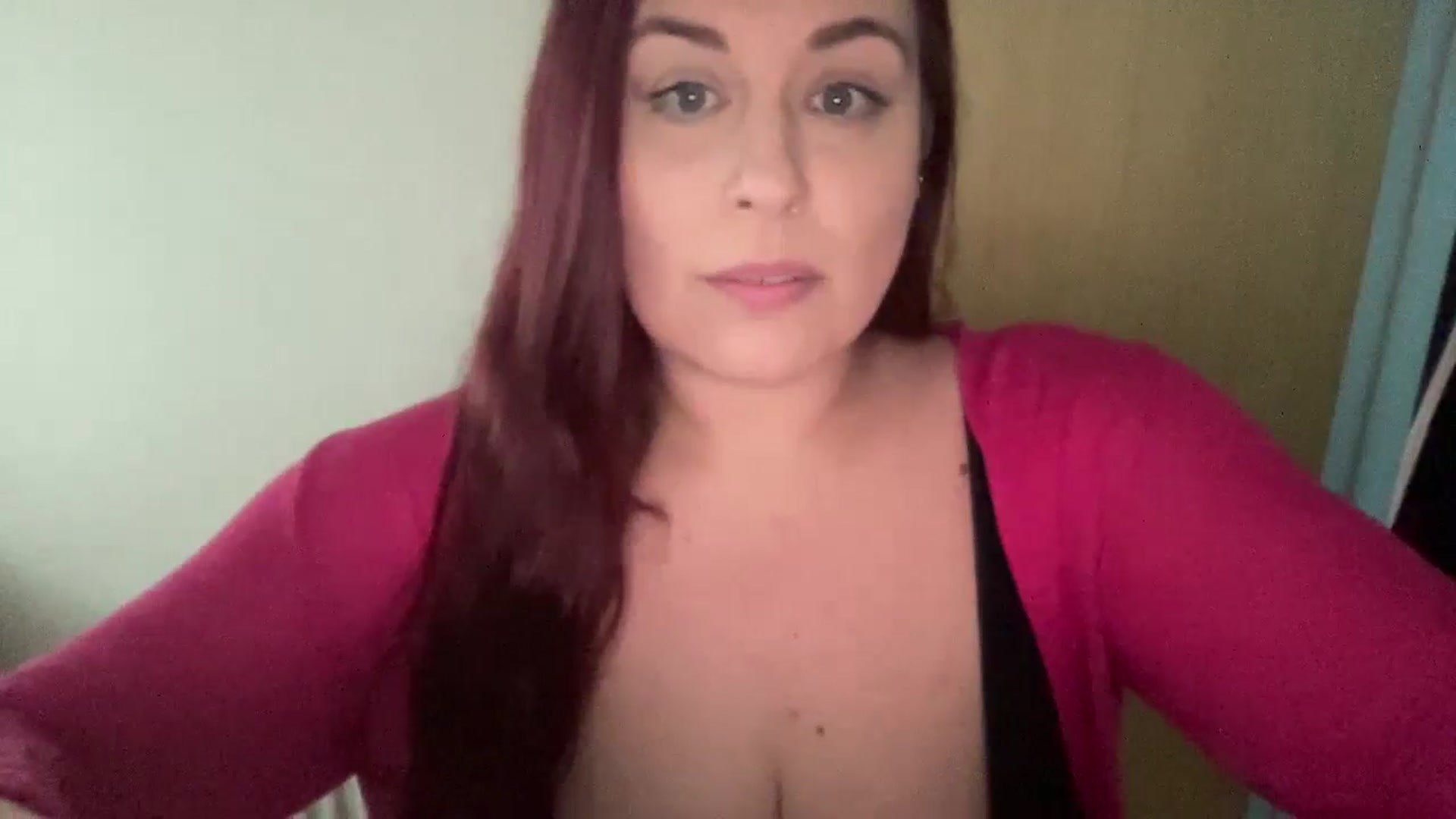 Gallery image thumbnail from Cutiexxxx's myfreecams stream on, 12/12/2024, 11:31 image 20 of 20