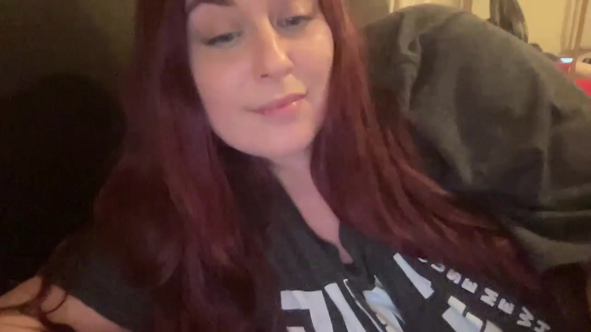 Gallery image thumbnail from Cutiexxxx's myfreecams stream on, 12/17/2024, 21:03 image 2 of 20