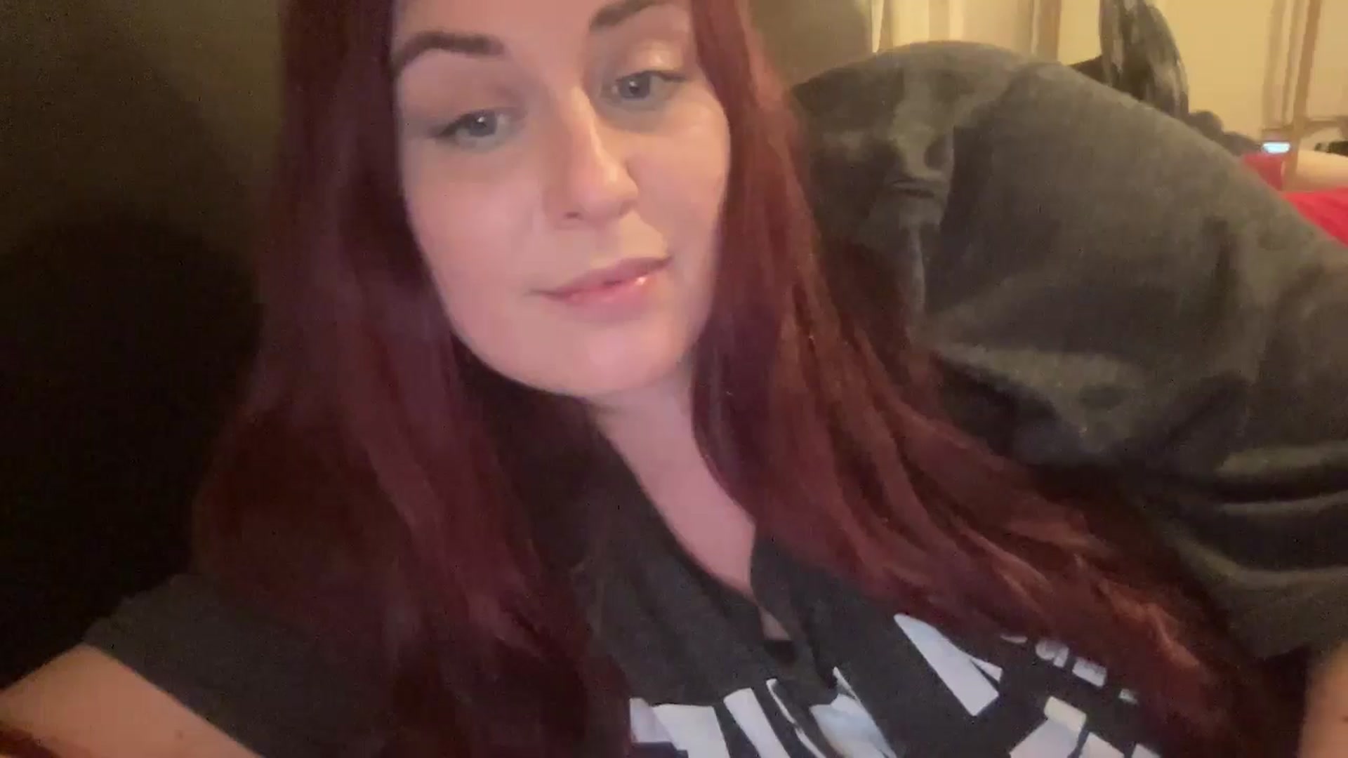 Gallery image thumbnail from Cutiexxxx's myfreecams stream on, 12/17/2024, 21:03 image 4 of 20